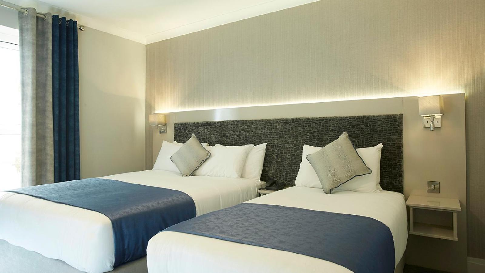 Deluxe Twin Room - Photo 1