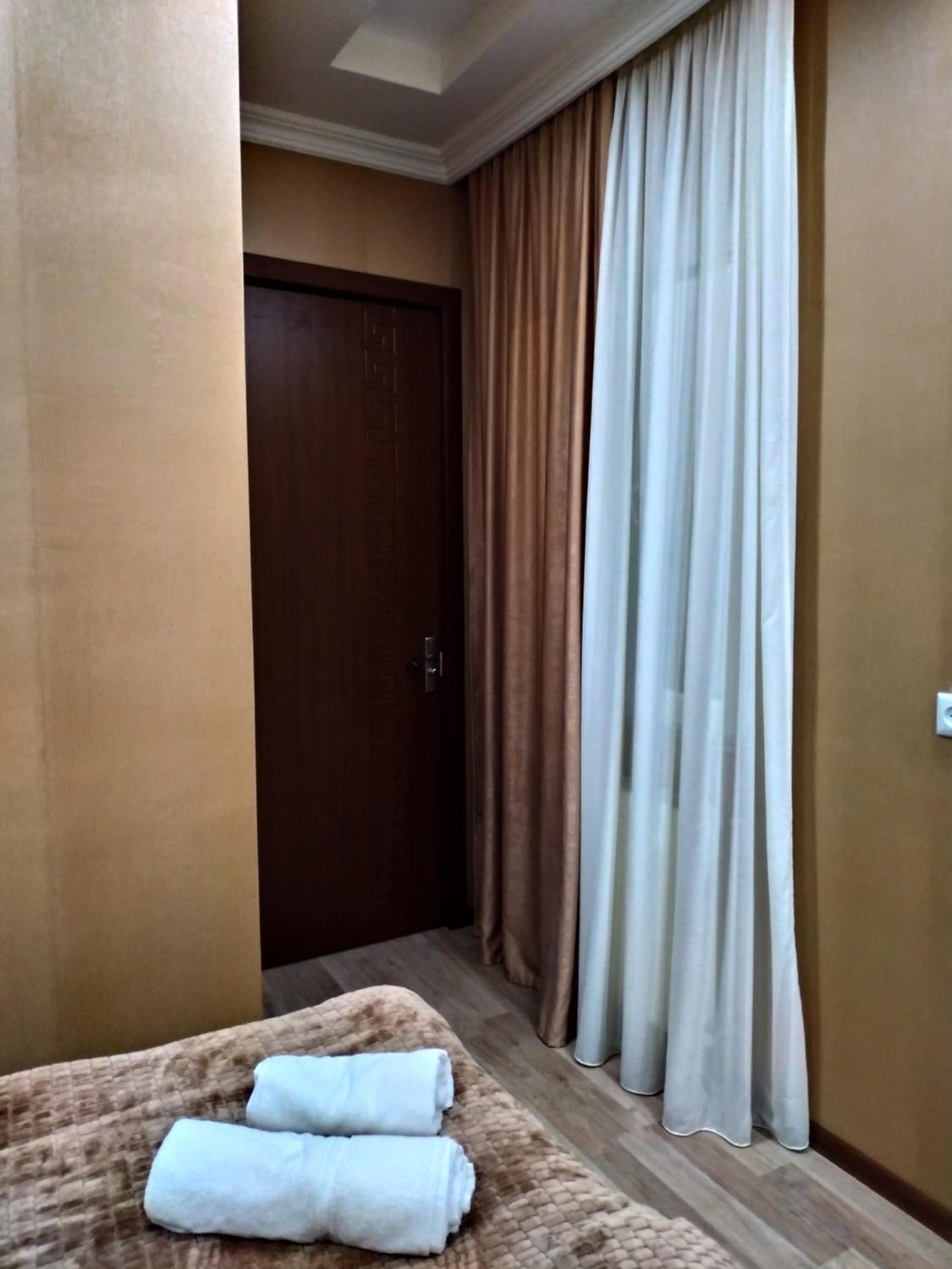 Double or Twin Room with Bathroom