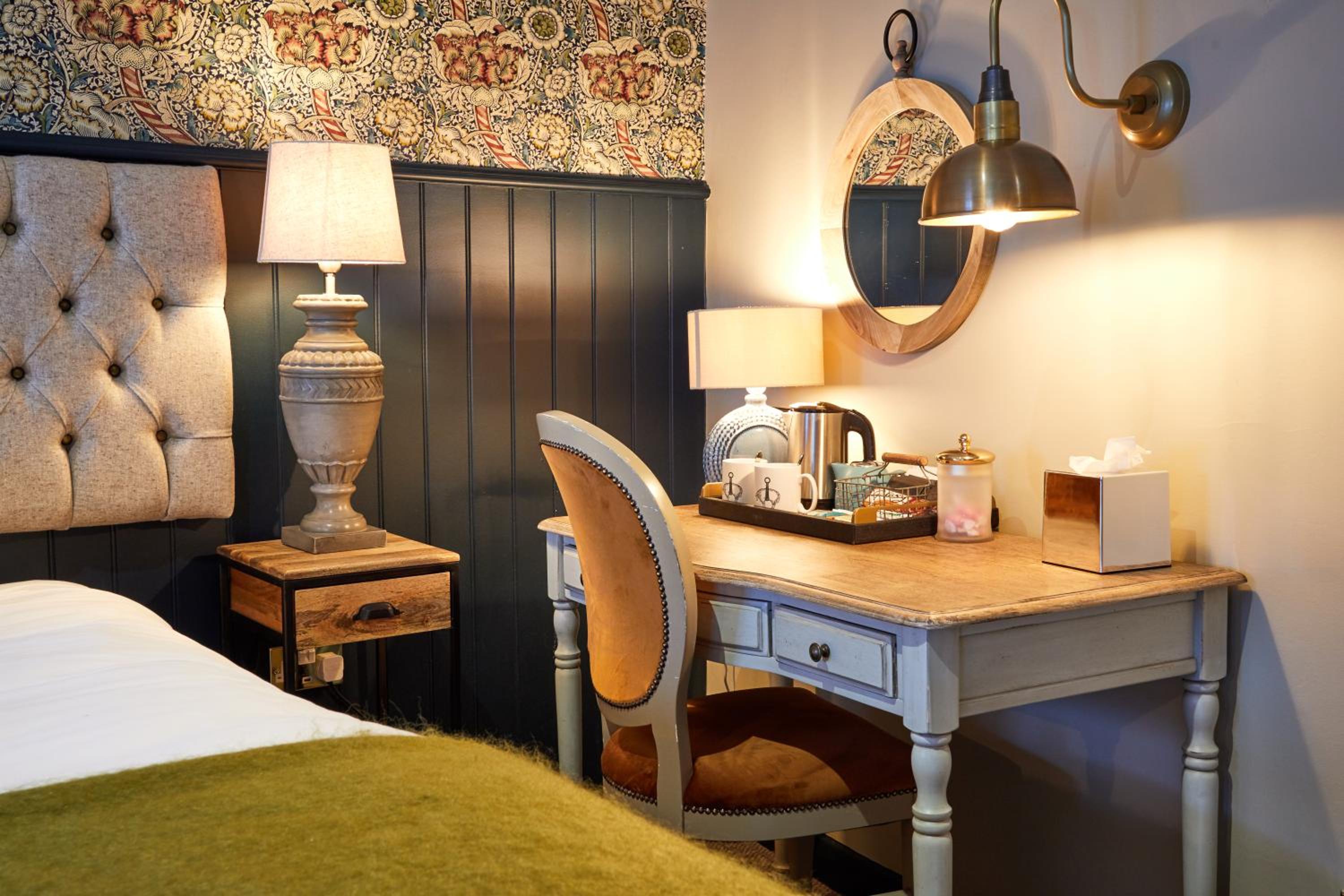 Character Double Room - Photo 3