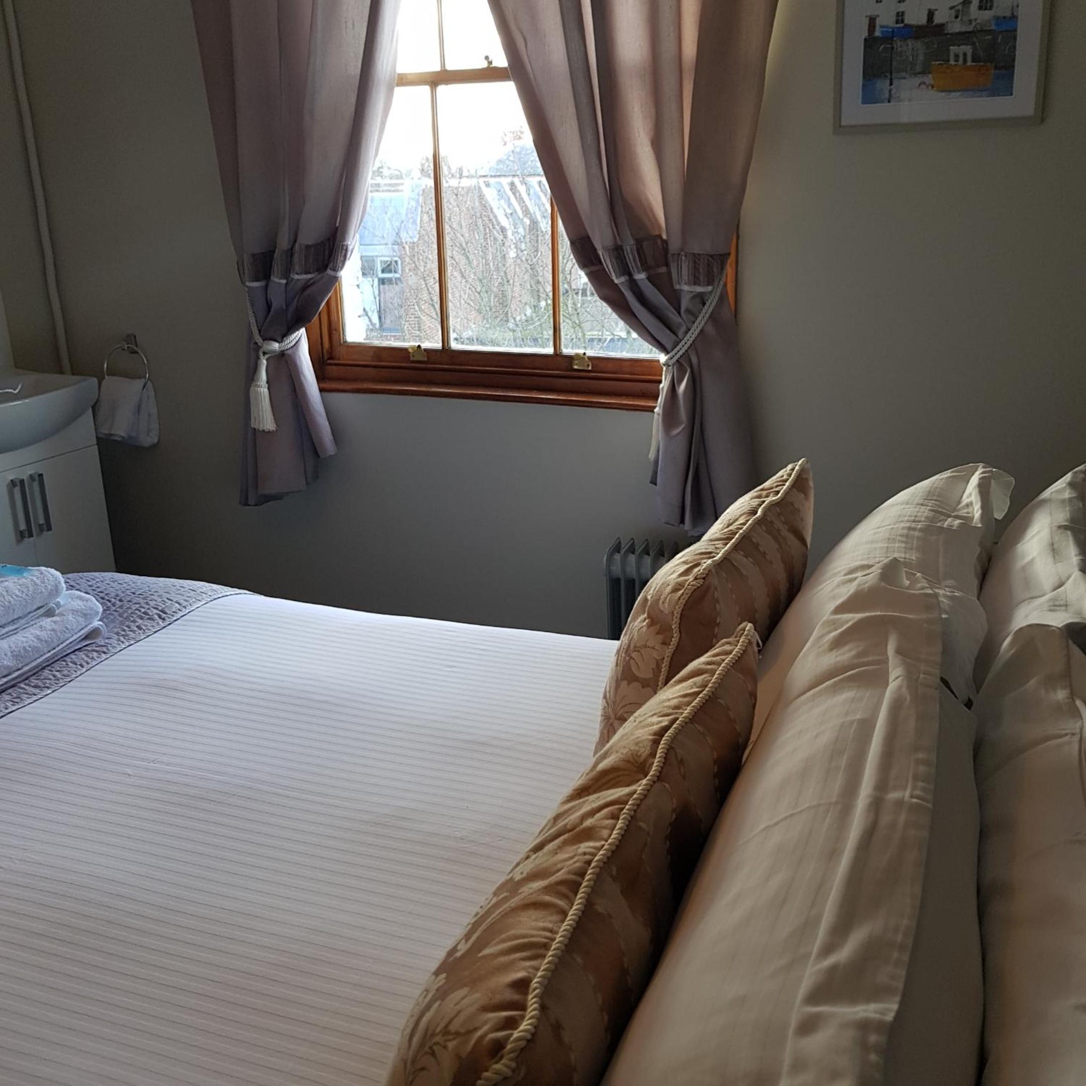 Double Room with Shared Shower and Toilet No. 10 photo 1