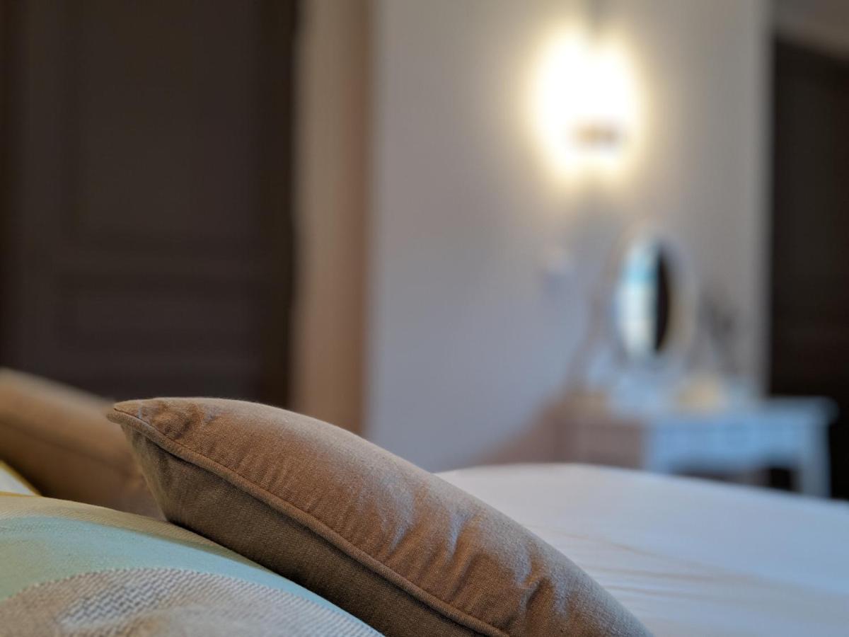 Double or Twin Room with Private Bathroom photo 3