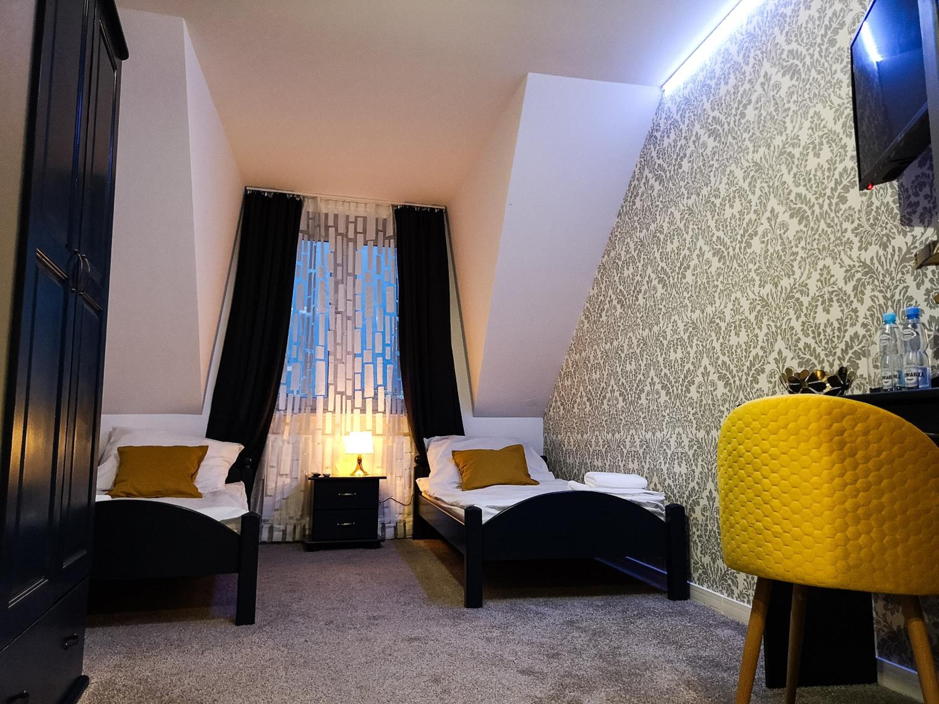 Double Room - Photo 1