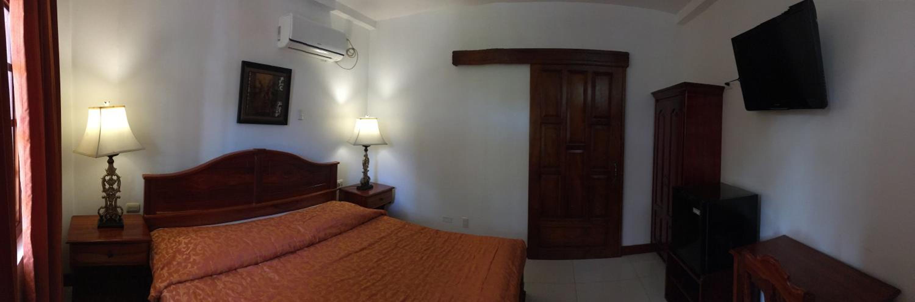 Deluxe Double or Twin Room photo 2