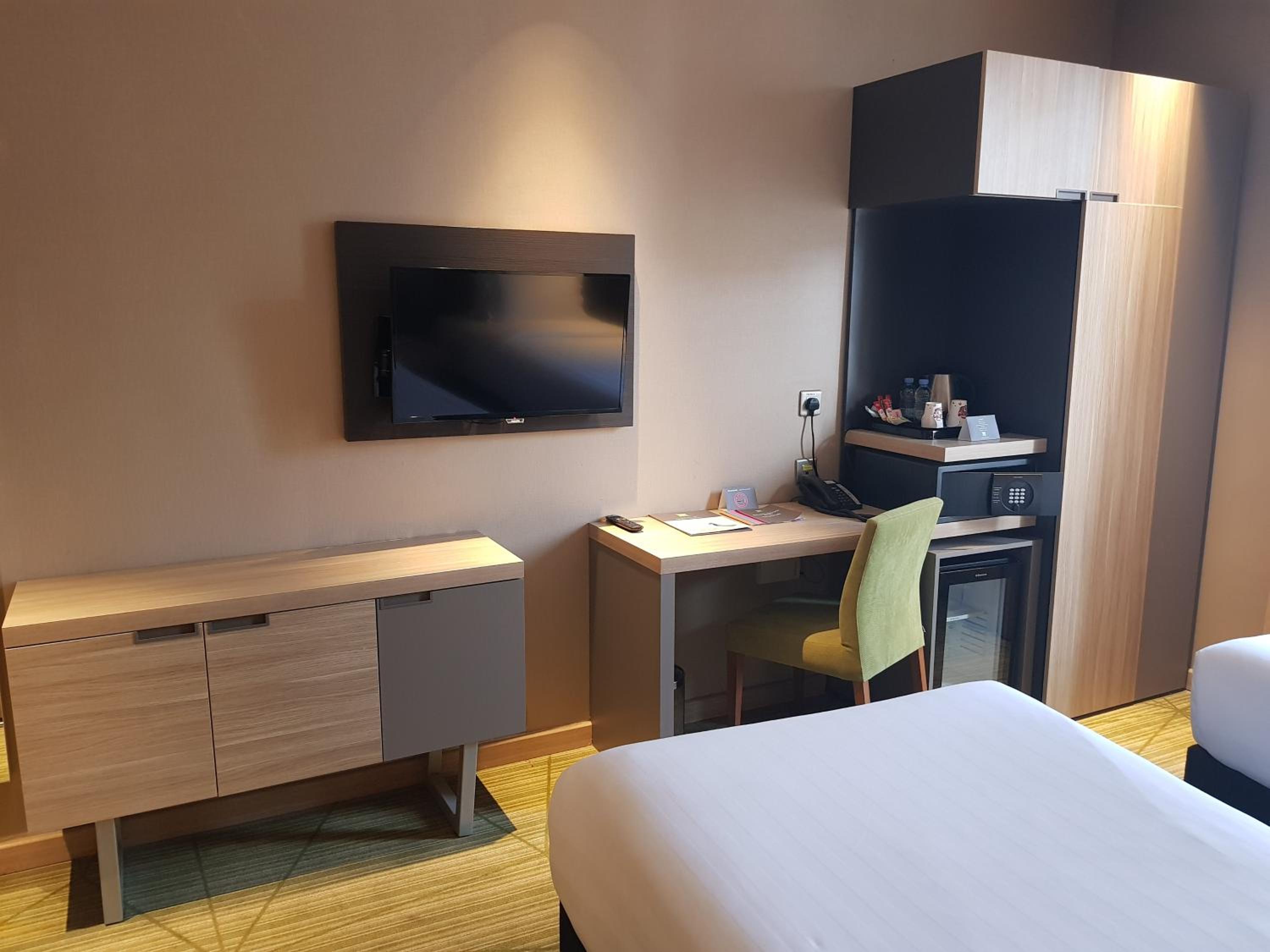 Standard Triple Room - Photo 8