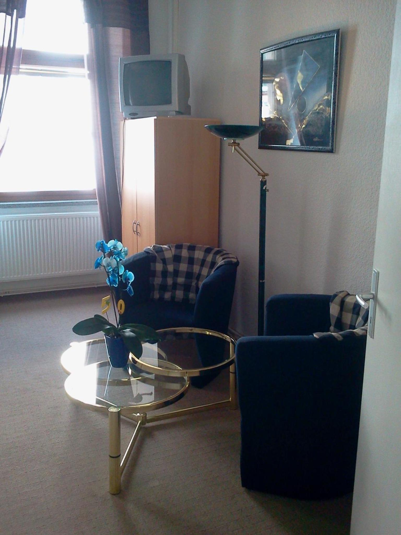 Apartment photo 2