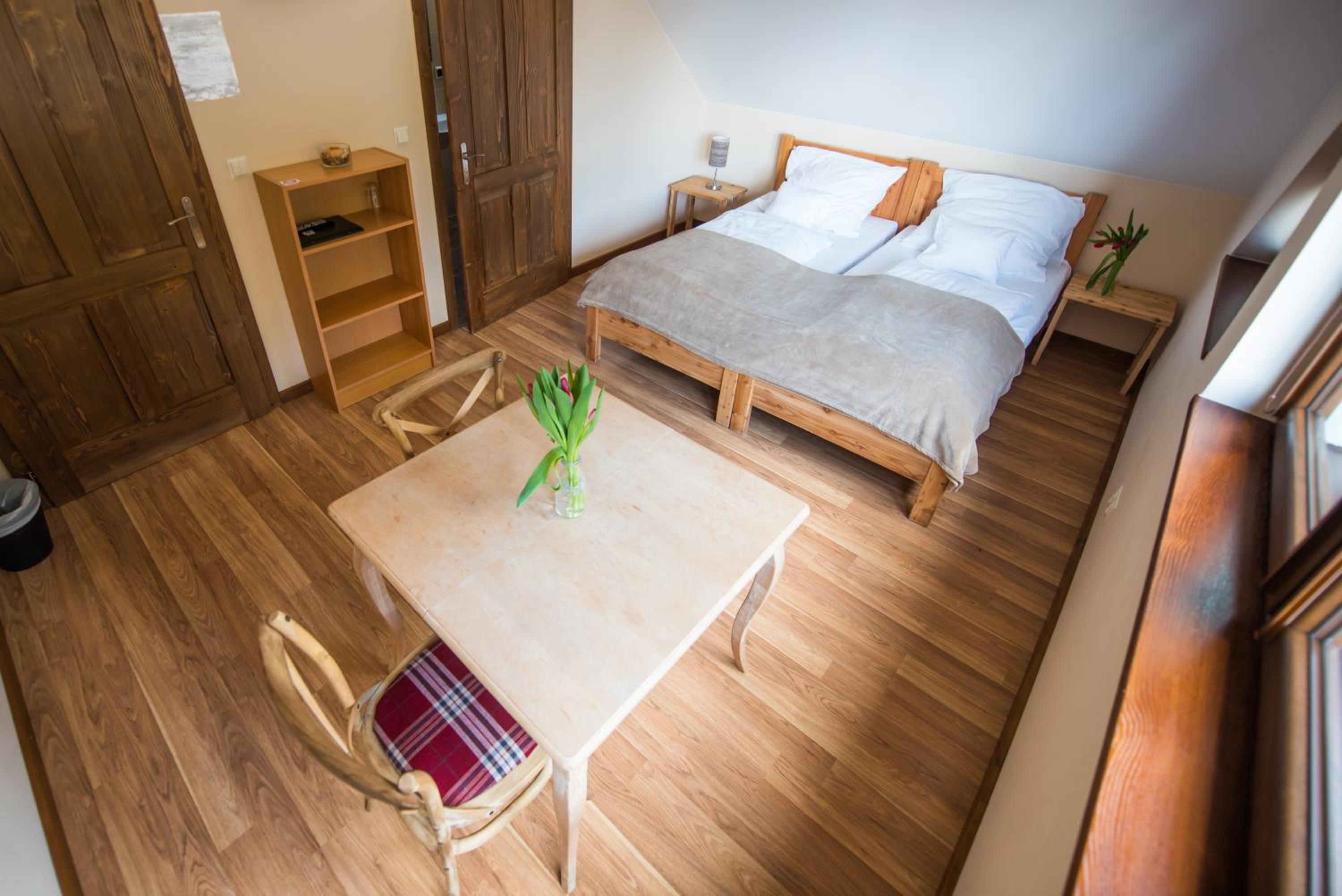 Large Double or Twin Room photo 3
