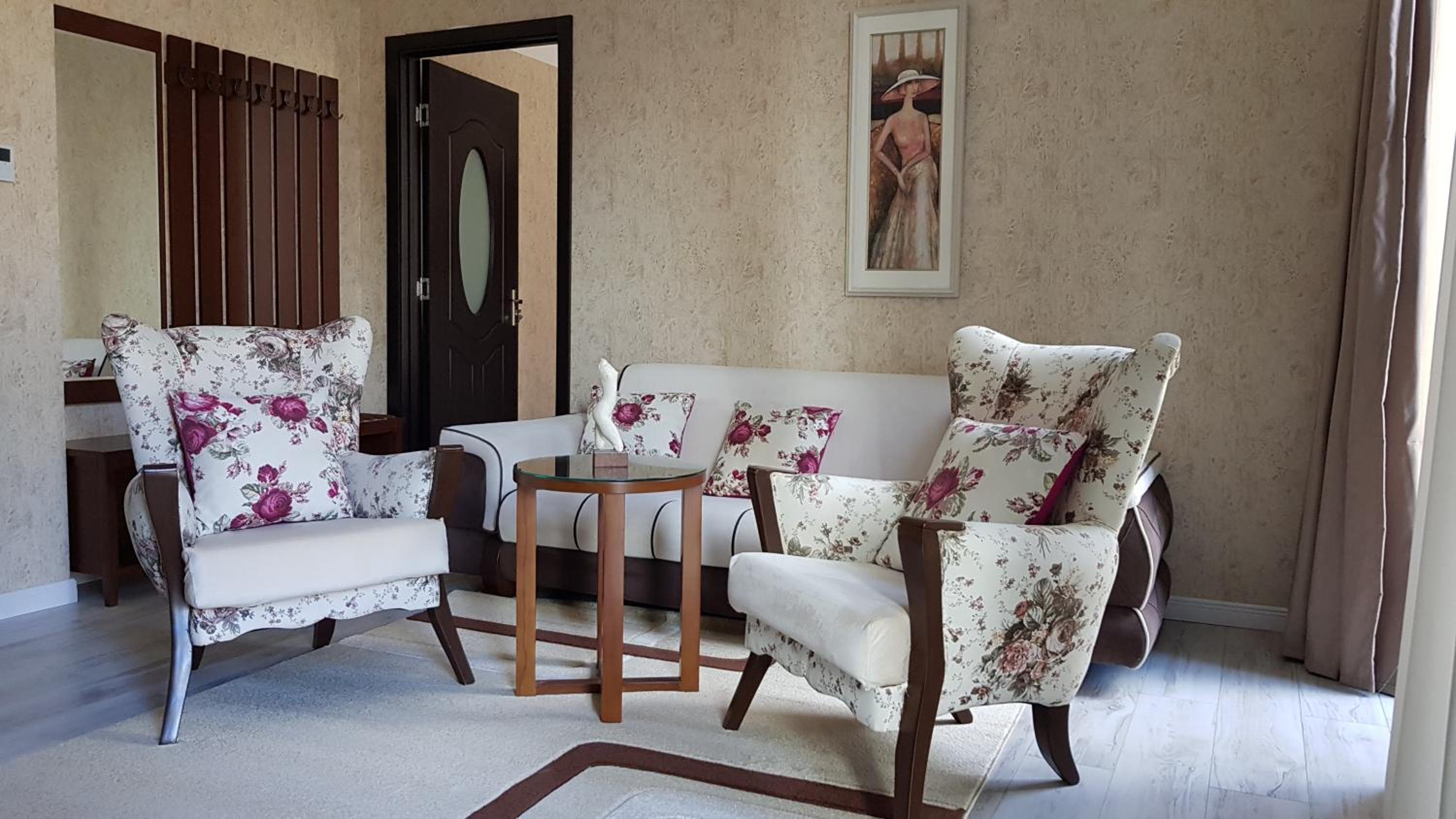 Superior Twin Room - Photo 4