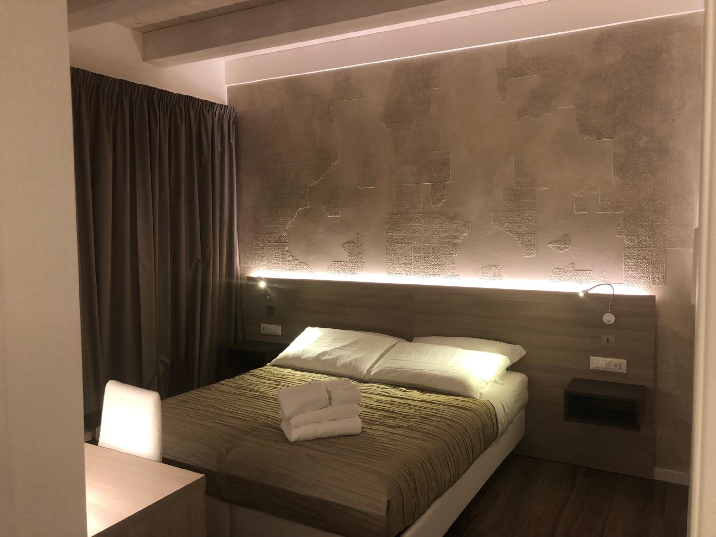 Twin Room with Terrace - Photo 7
