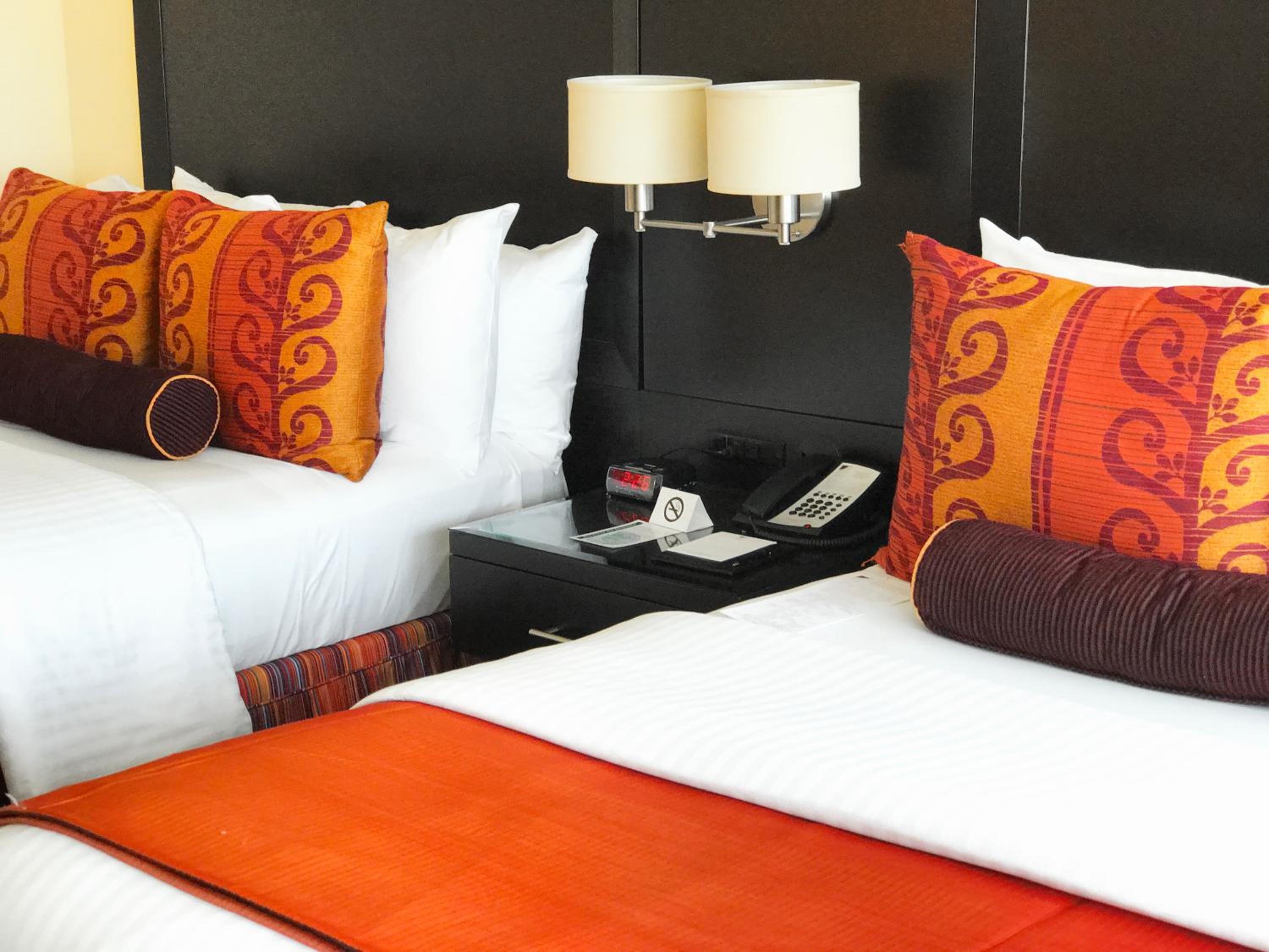 Superior Double Room with Two Double Beds - Photo 2