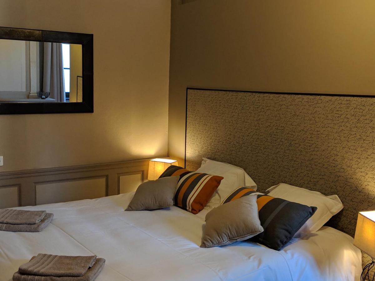 Double or Twin Room with Private Bathroom photo 1