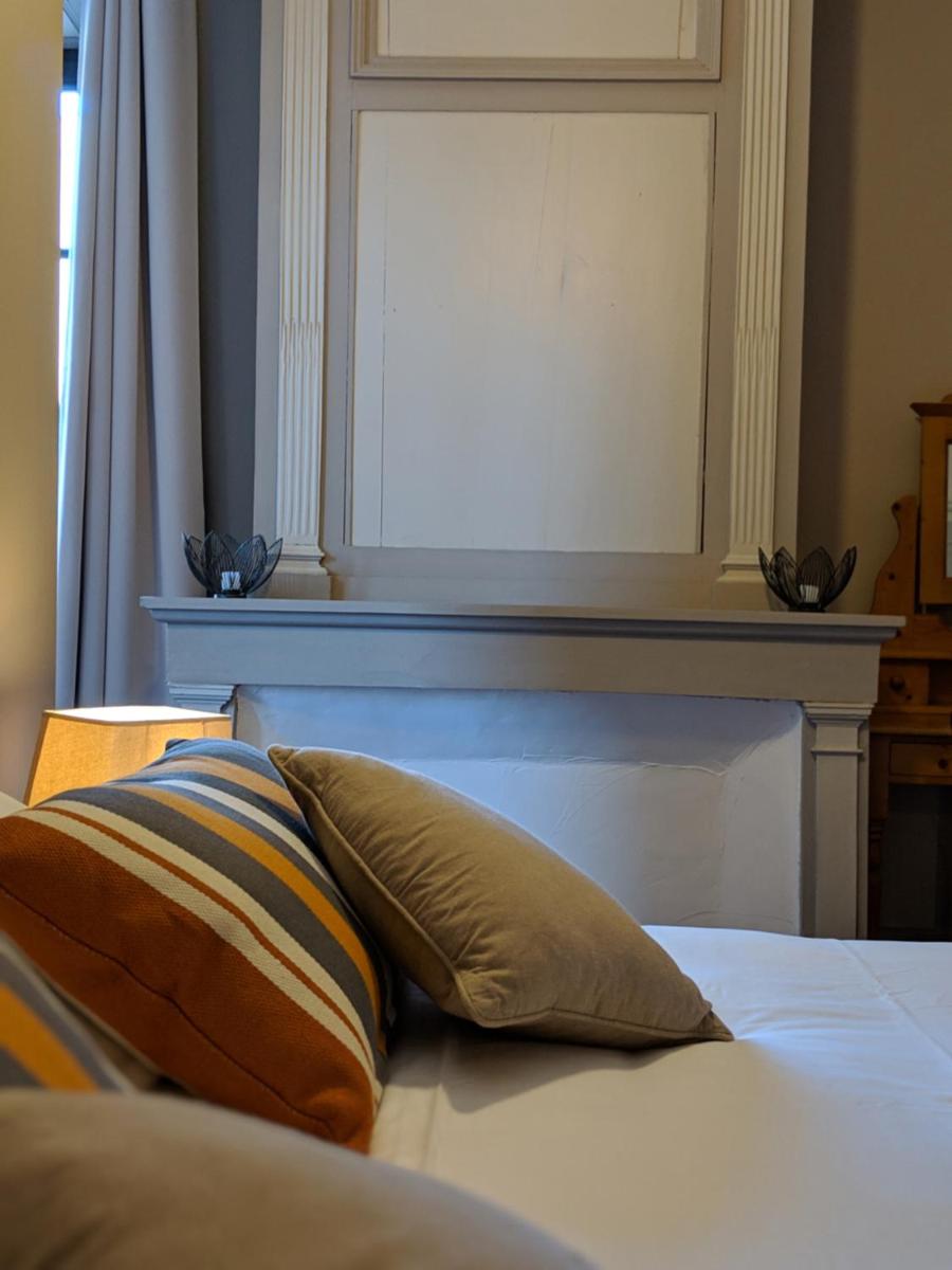 Double or Twin Room with Private Bathroom photo 2