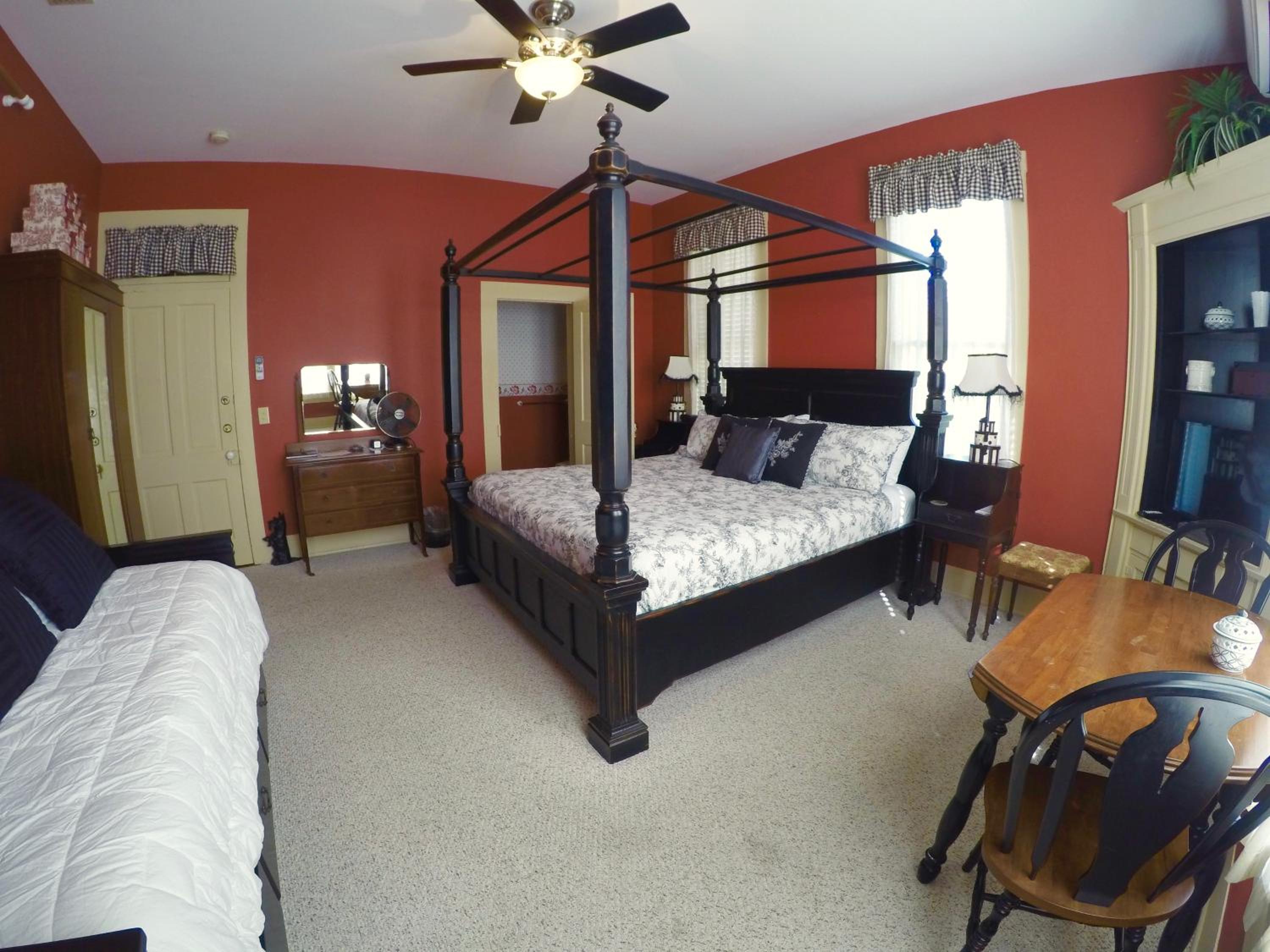 Superior King Room photo 1