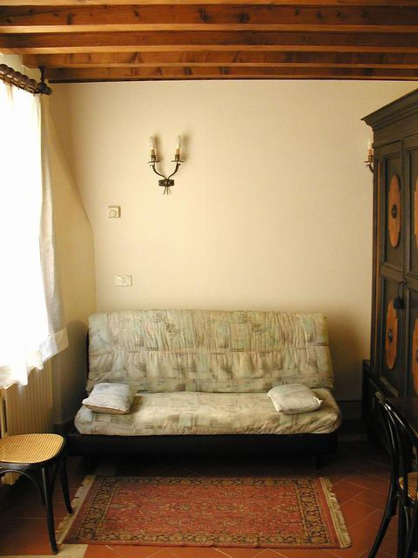 Studio Apartment photo 1