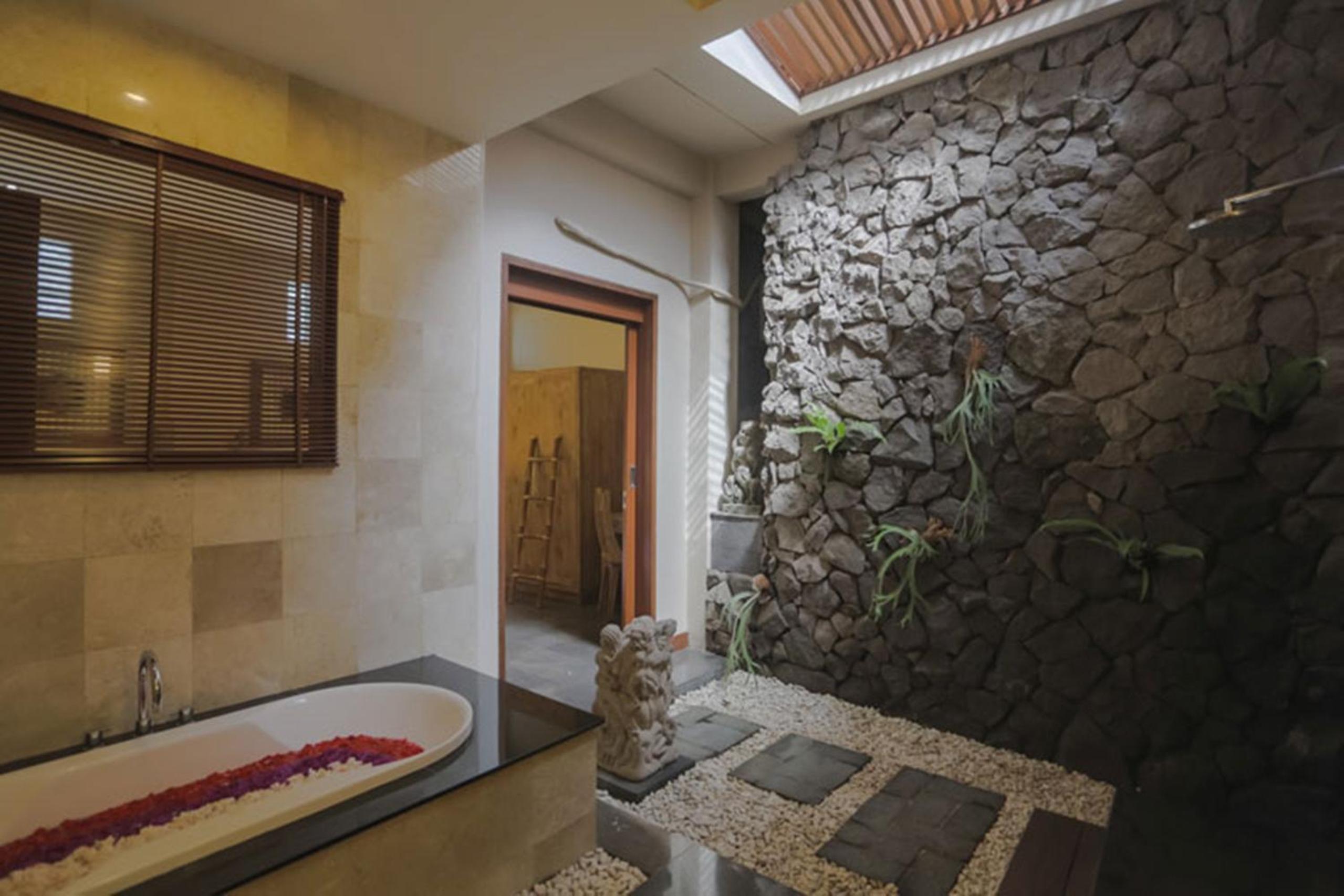 Two-Bedroom Villa with Private Pool - Photo 17