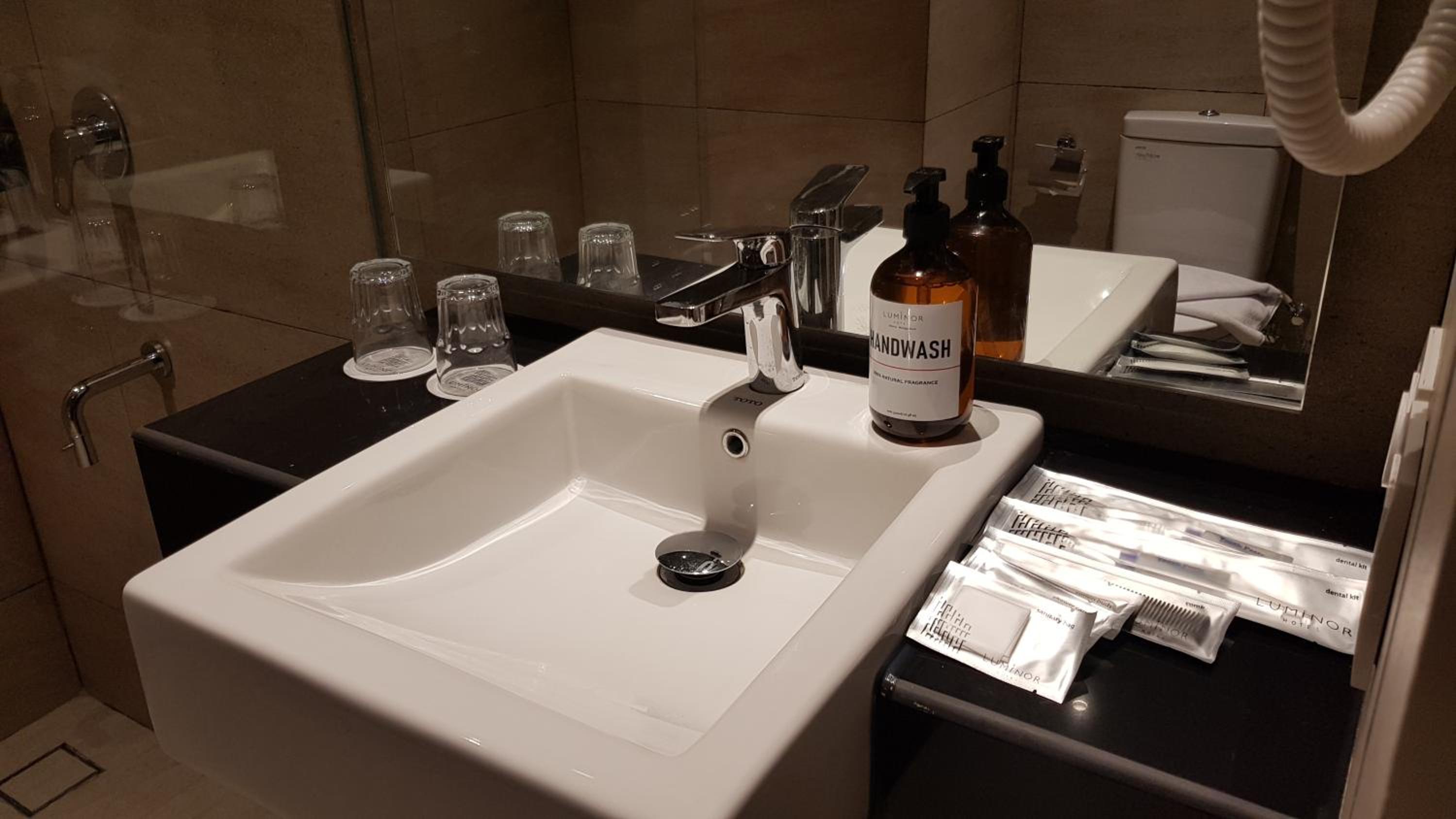 Deluxe Double or Twin Room - Photo 2