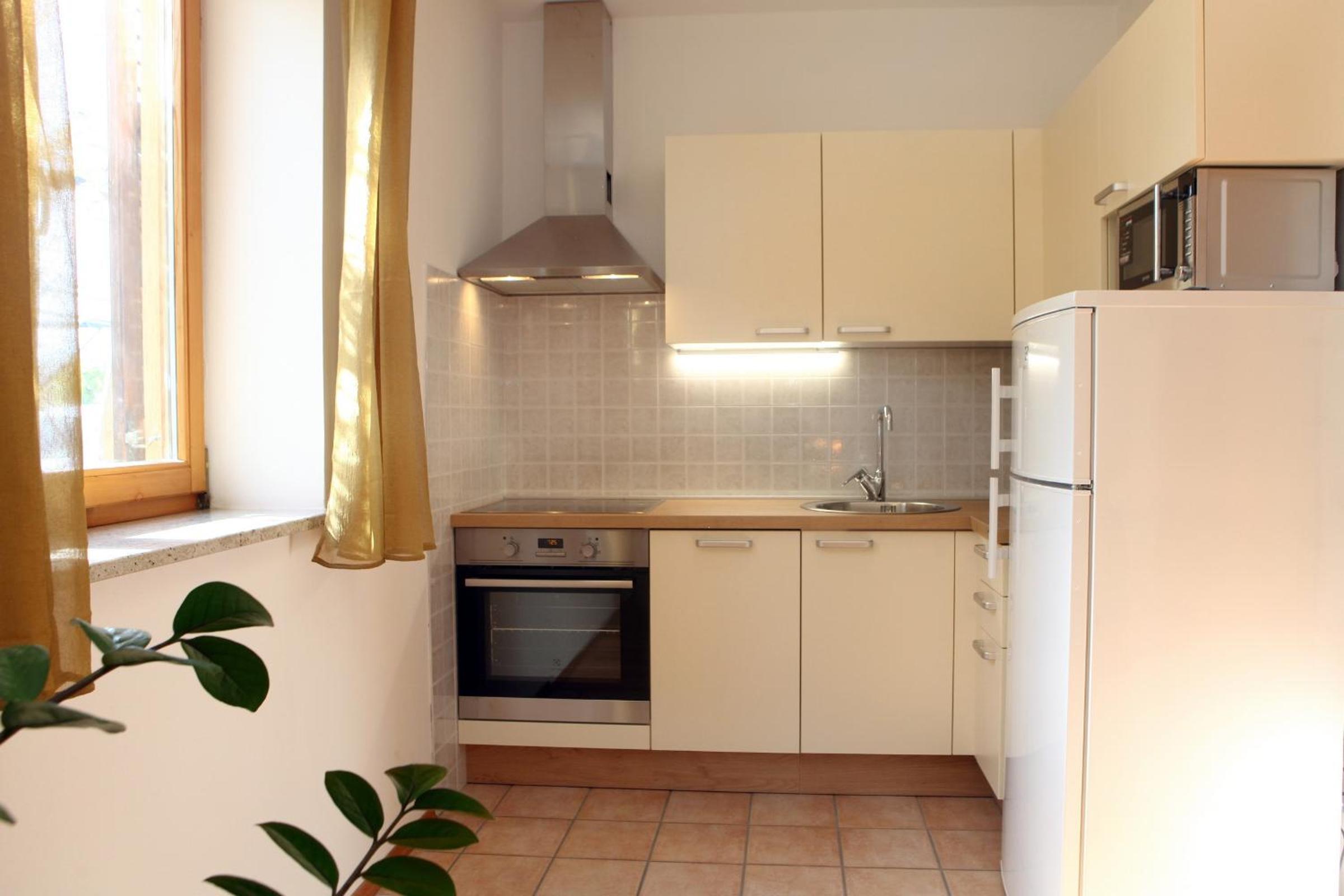 Two-Bedroom Apartment - Photo 7