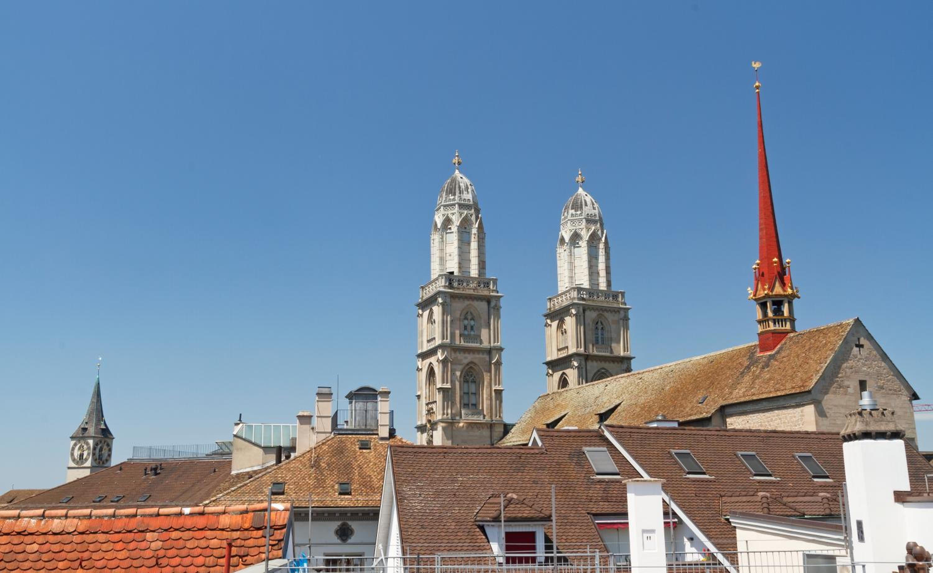 Two-Bedroom Penthouse Apartment with Terrace