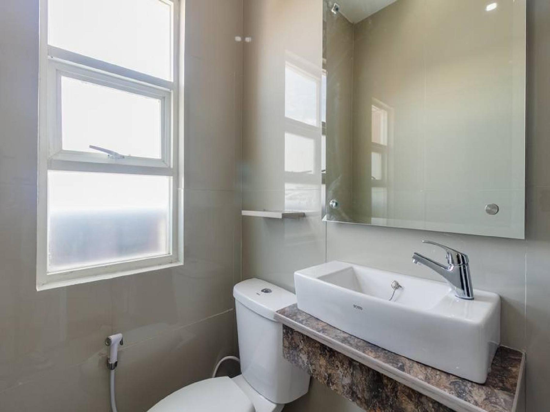 Double Room - Photo 6