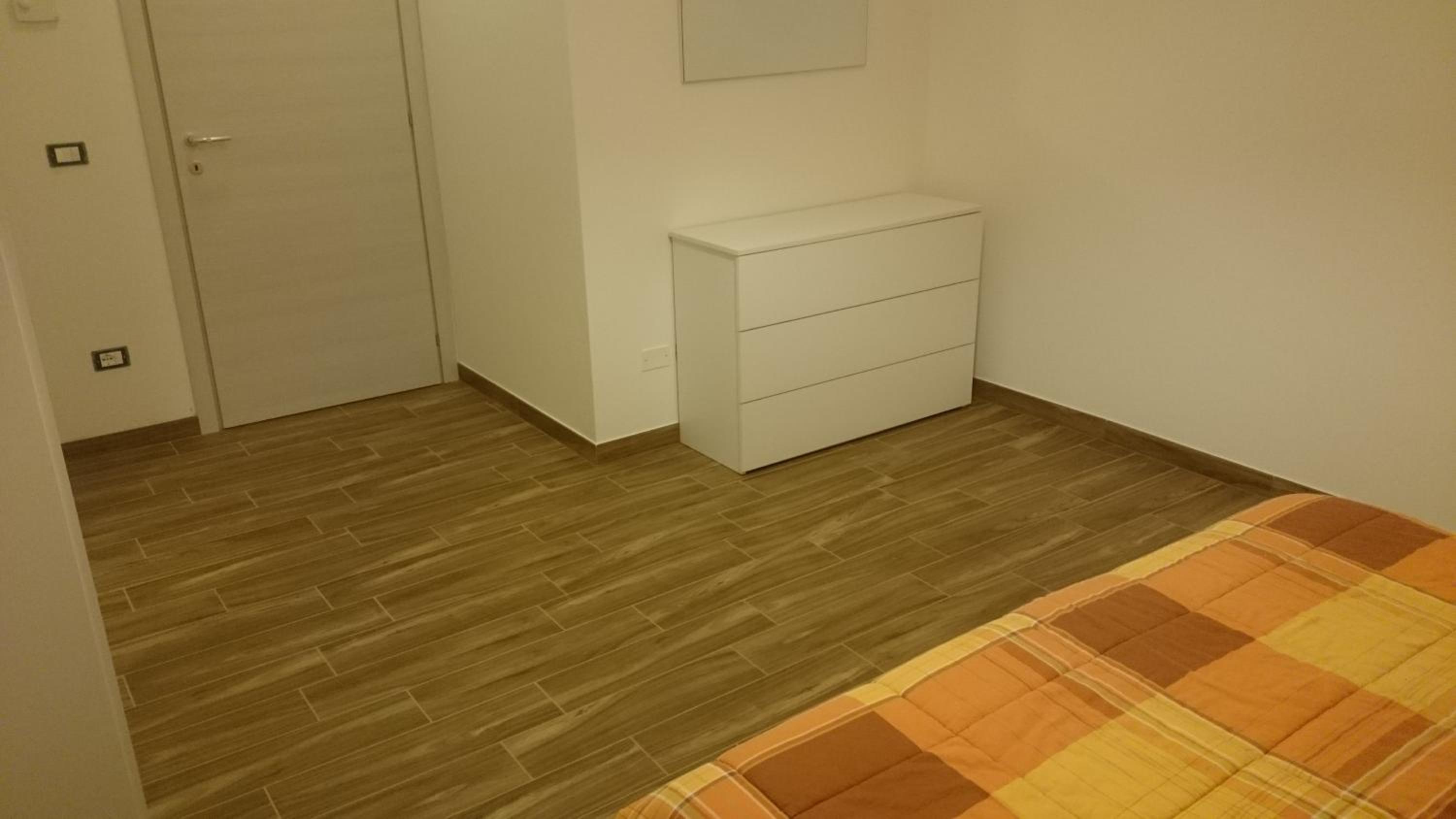 Family Room with Private Bathroom photo 2