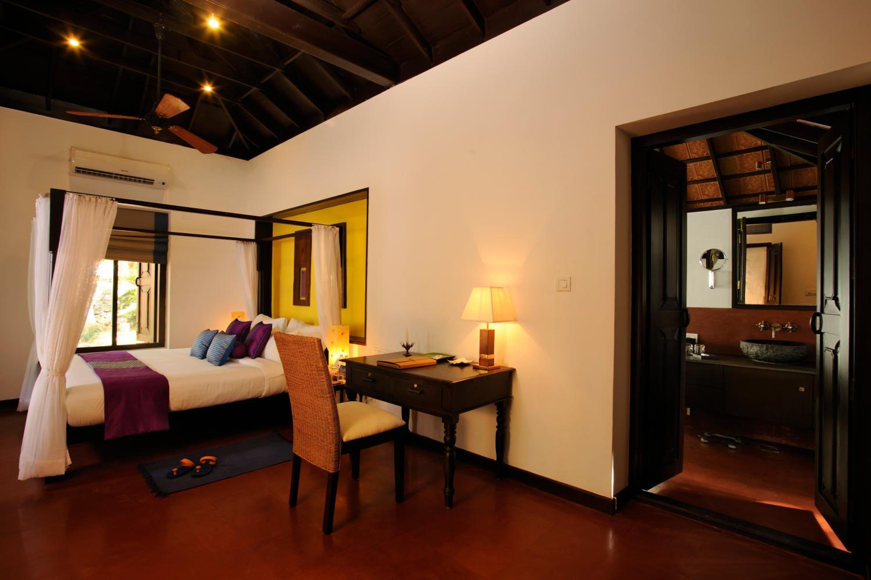 Heritage Classic Double Room with Garden View