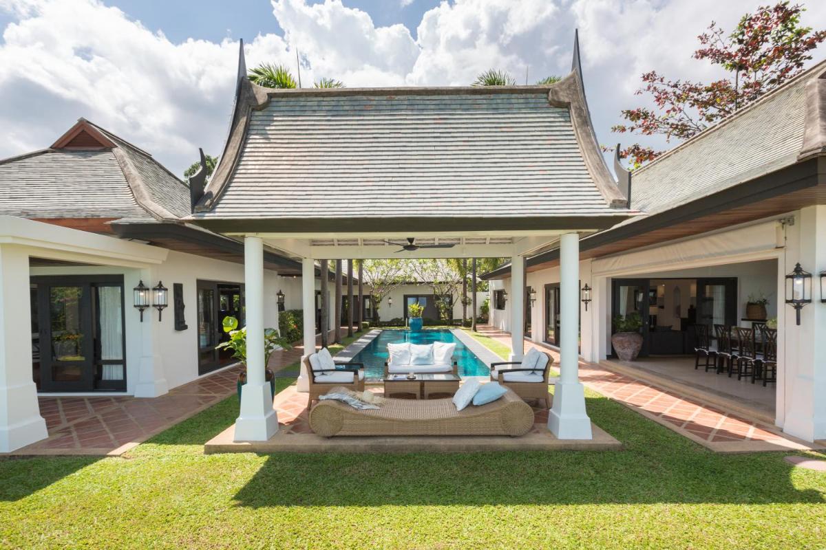 Villa Champak - 5 Bedroom Beachfront Villa photo 1