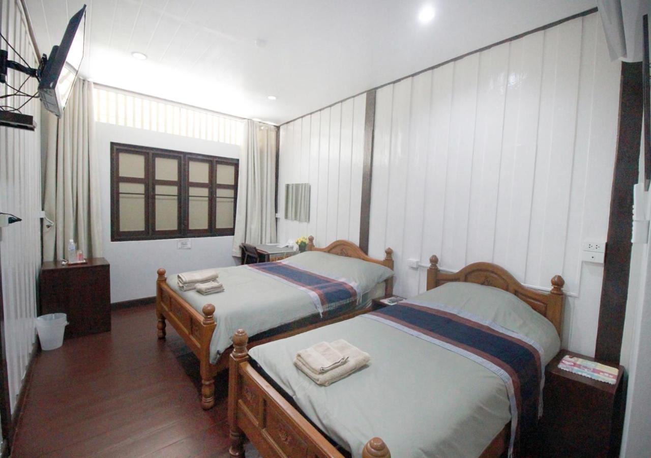 Triple Room with Private Bathroom photo 3