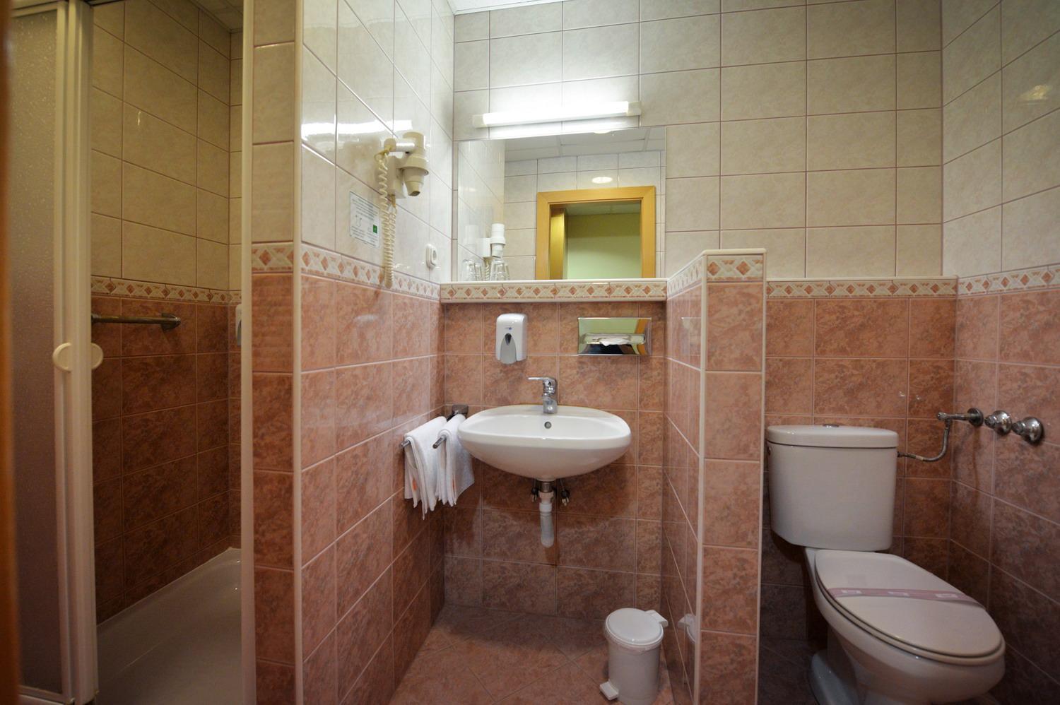 Double Room with Extra Bed - Photo 4
