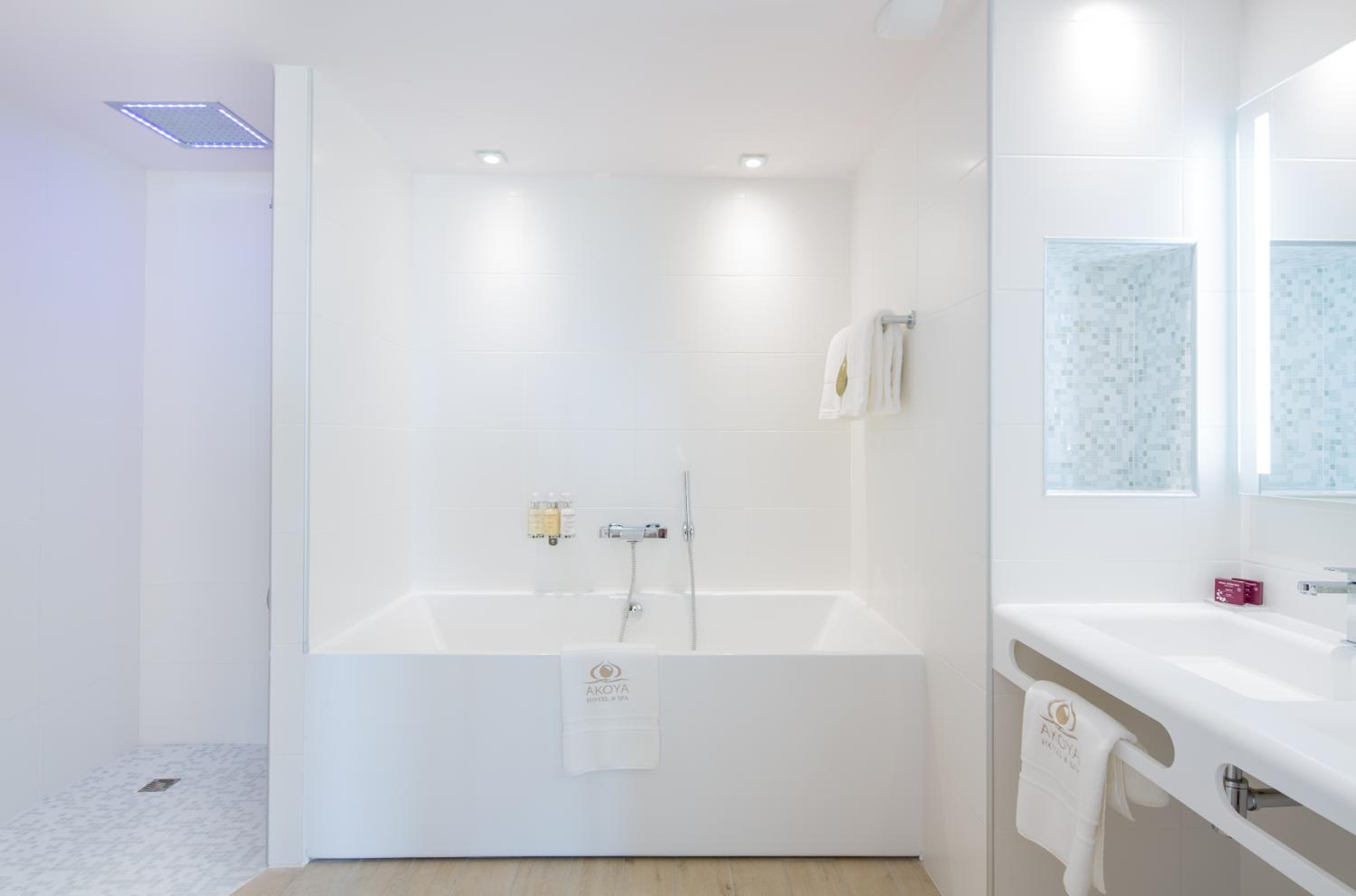 Suite with Private Pool