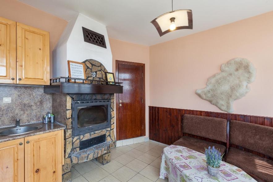 Villa photo 3