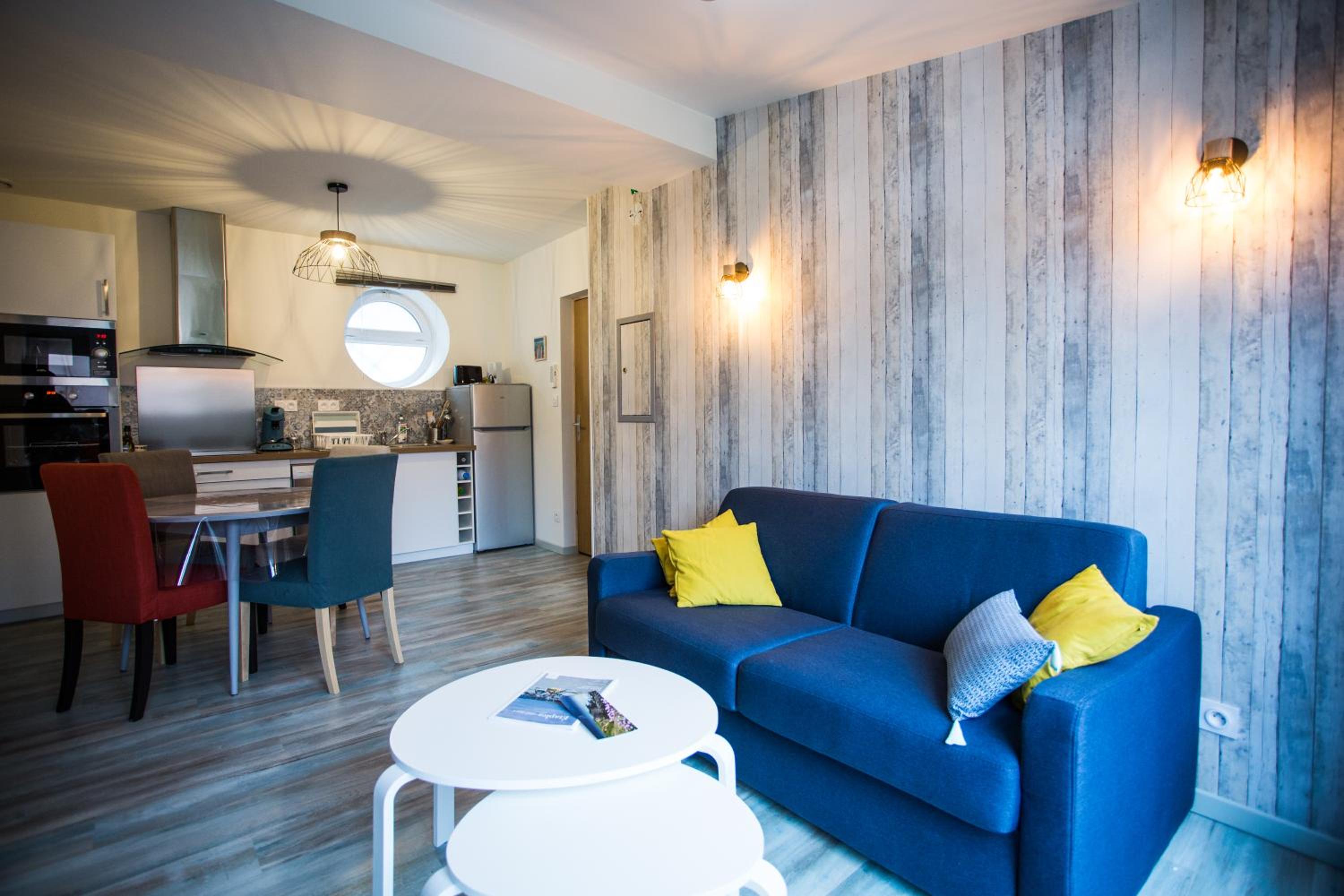 Apartment - Ground Floor photo 1