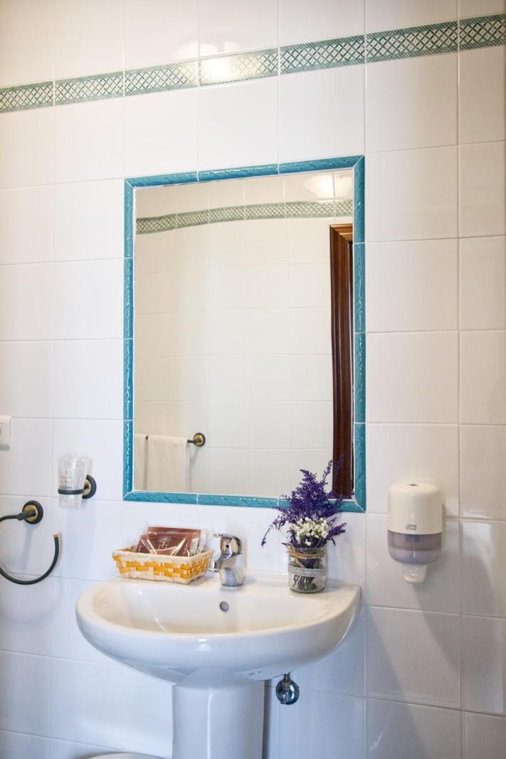 Triple Room with Mountain View - Photo 4