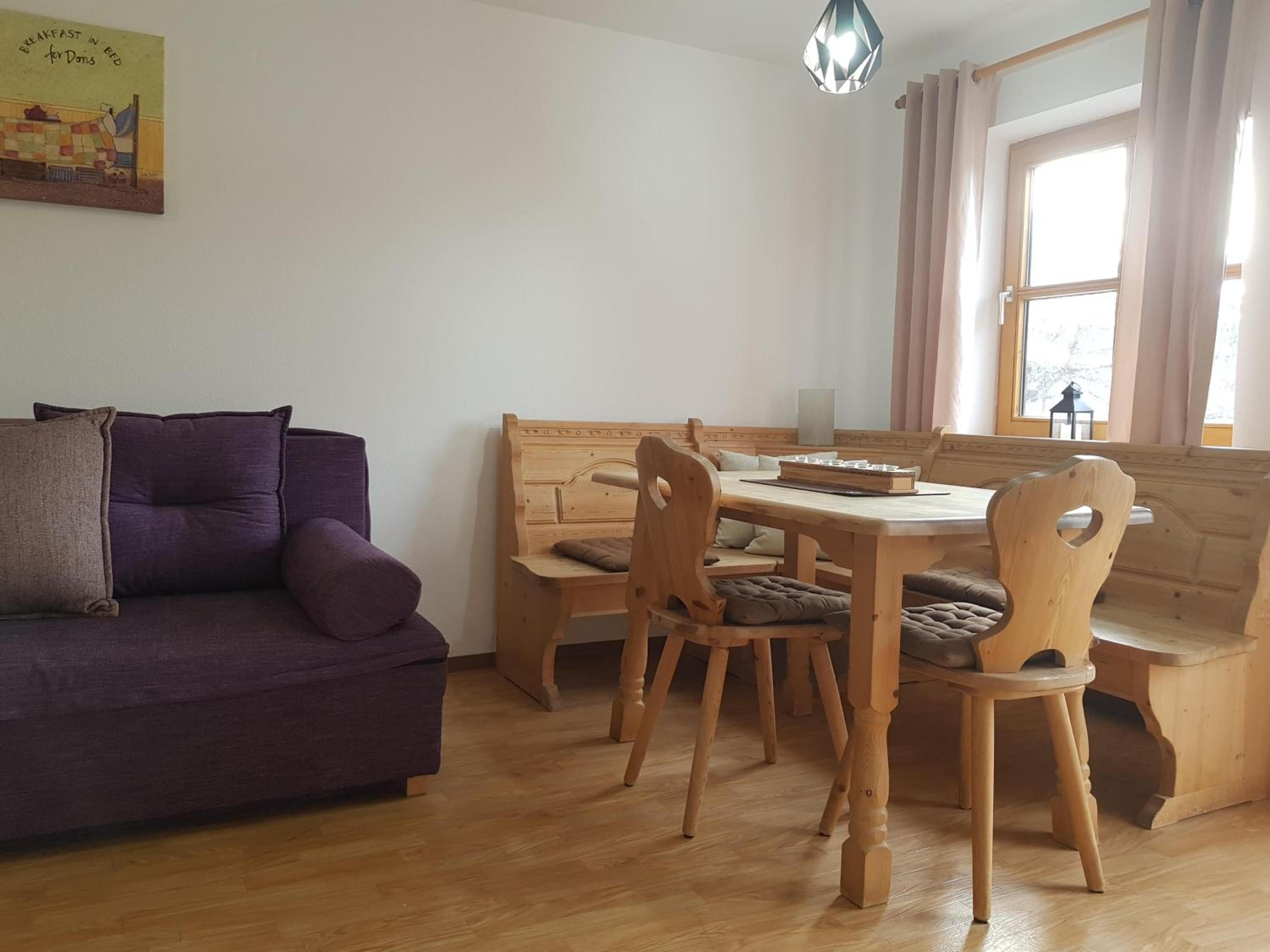 One-Bedroom Apartment with Sofa Bed photo 3