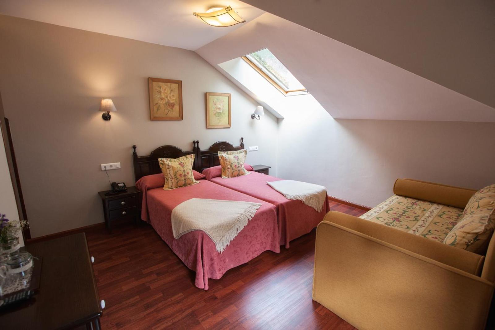 Triple Room with Mountain View - Photo 11