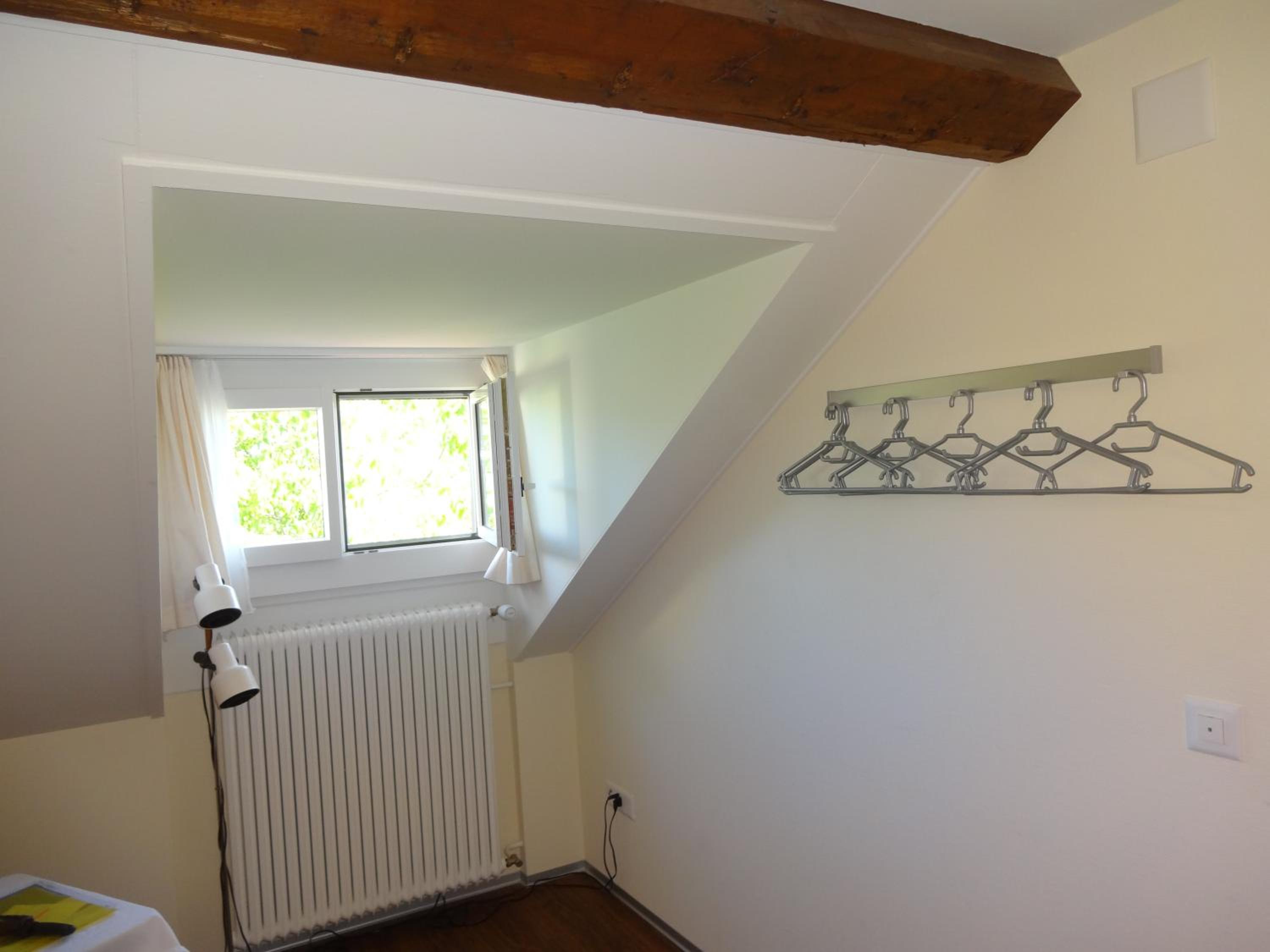 Single Room With Private Bathroom photo 3
