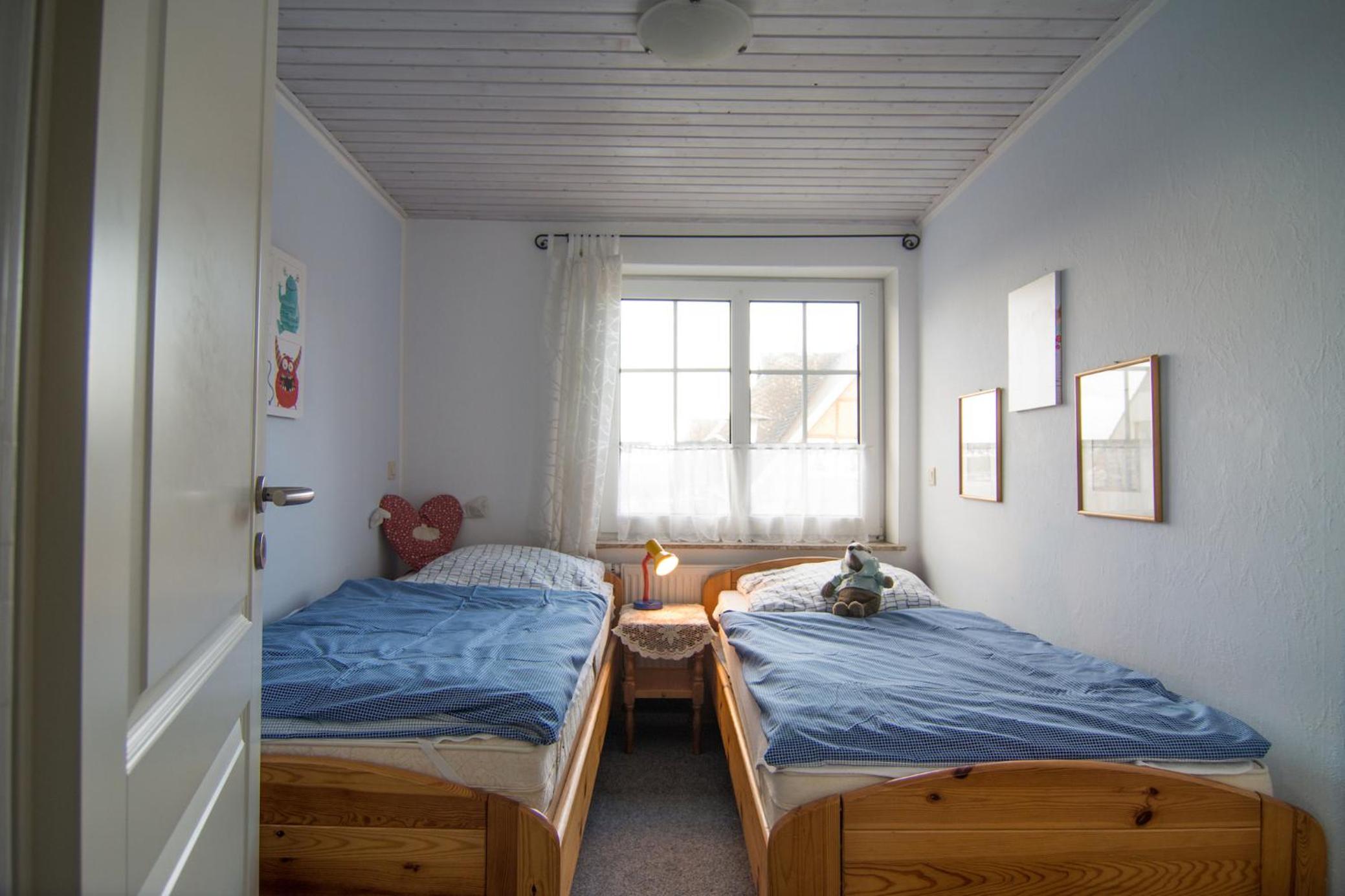Apartment with Balcony photo 2