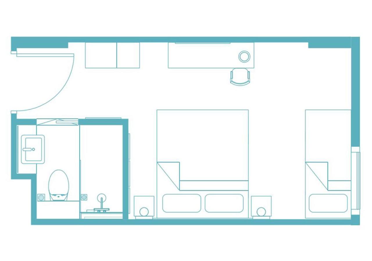 Triple Room with 1 Queen Bed & 1 Sofa Bed photo 3
