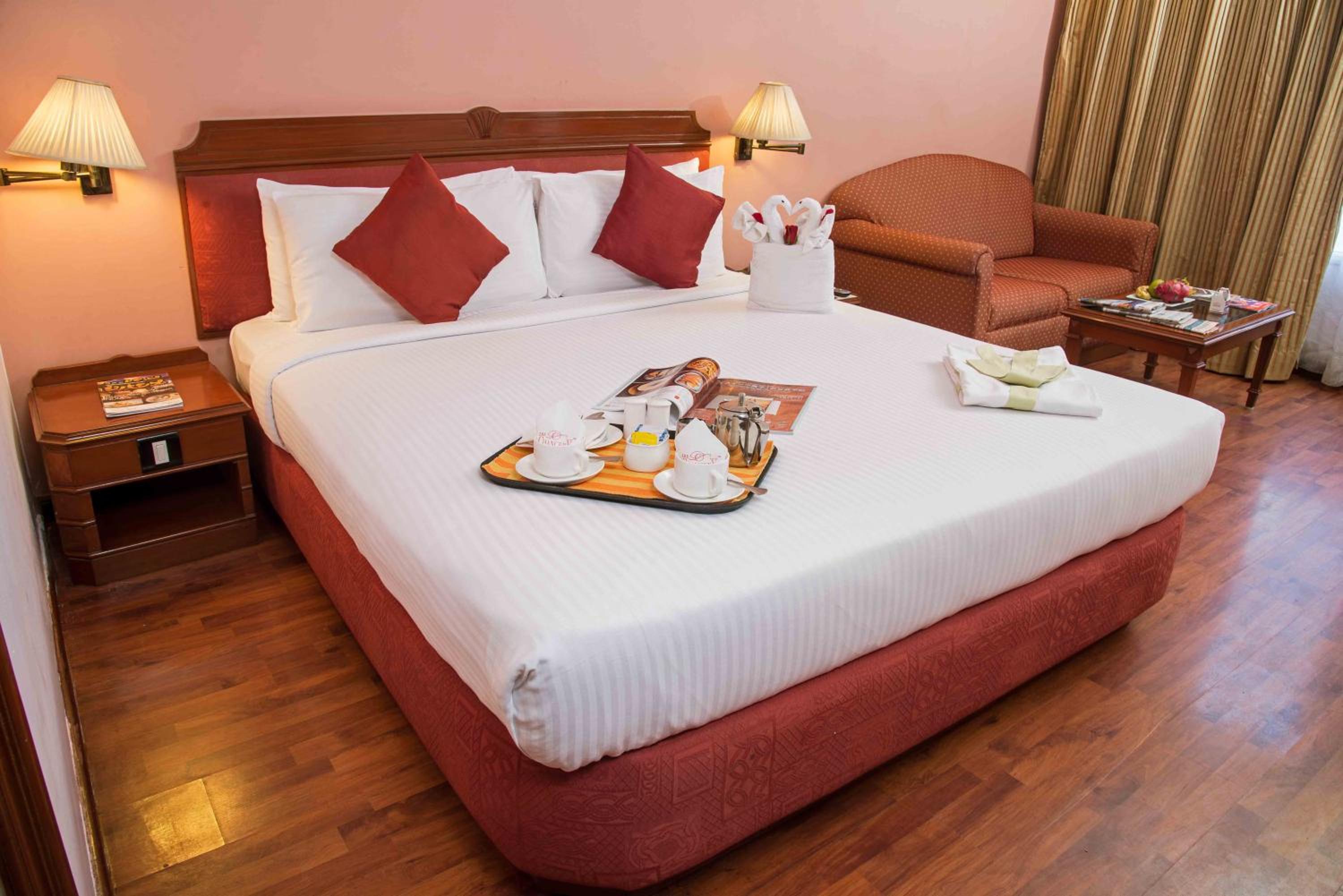 Deluxe Double or Twin Room