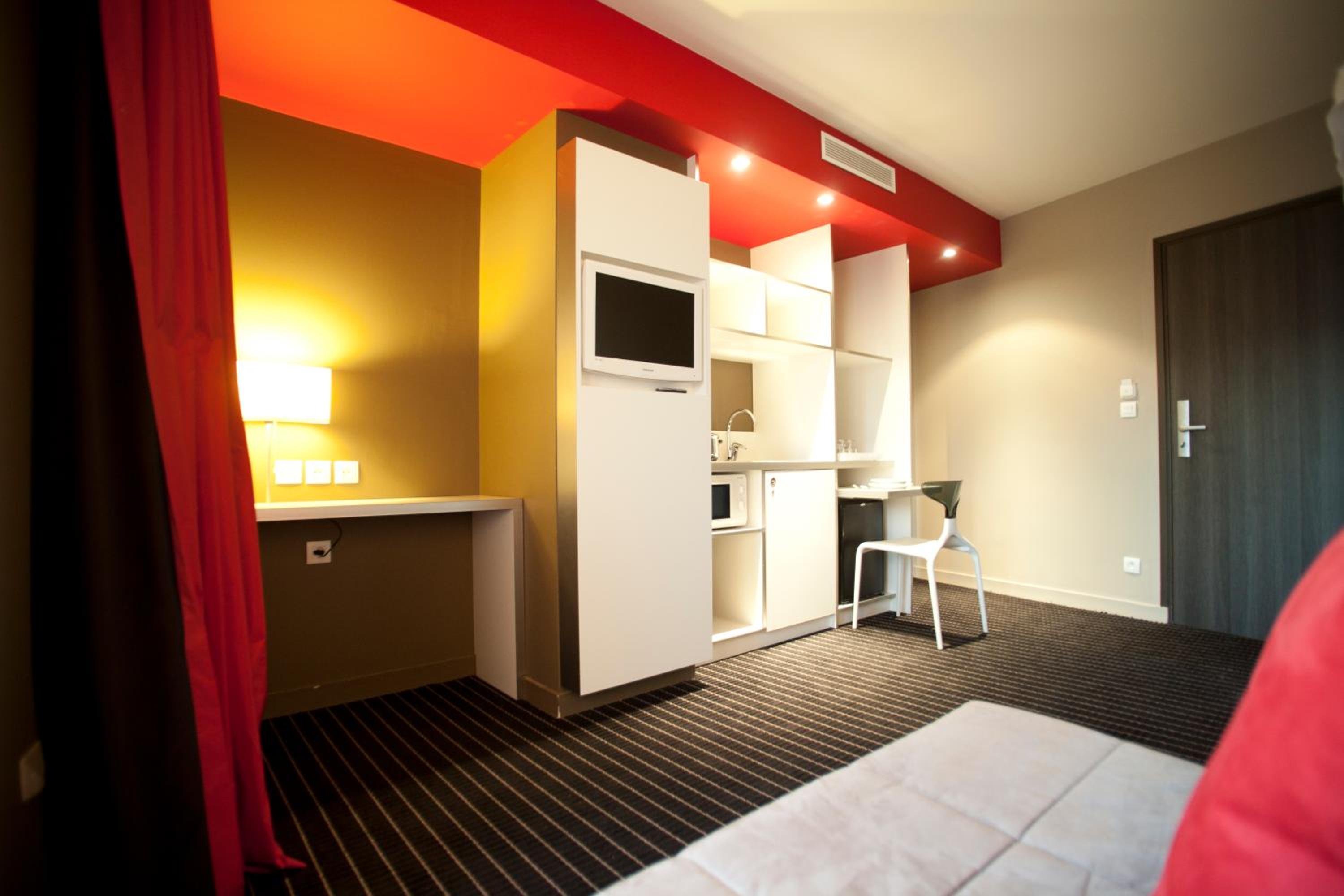 Apartment - Photo 13
