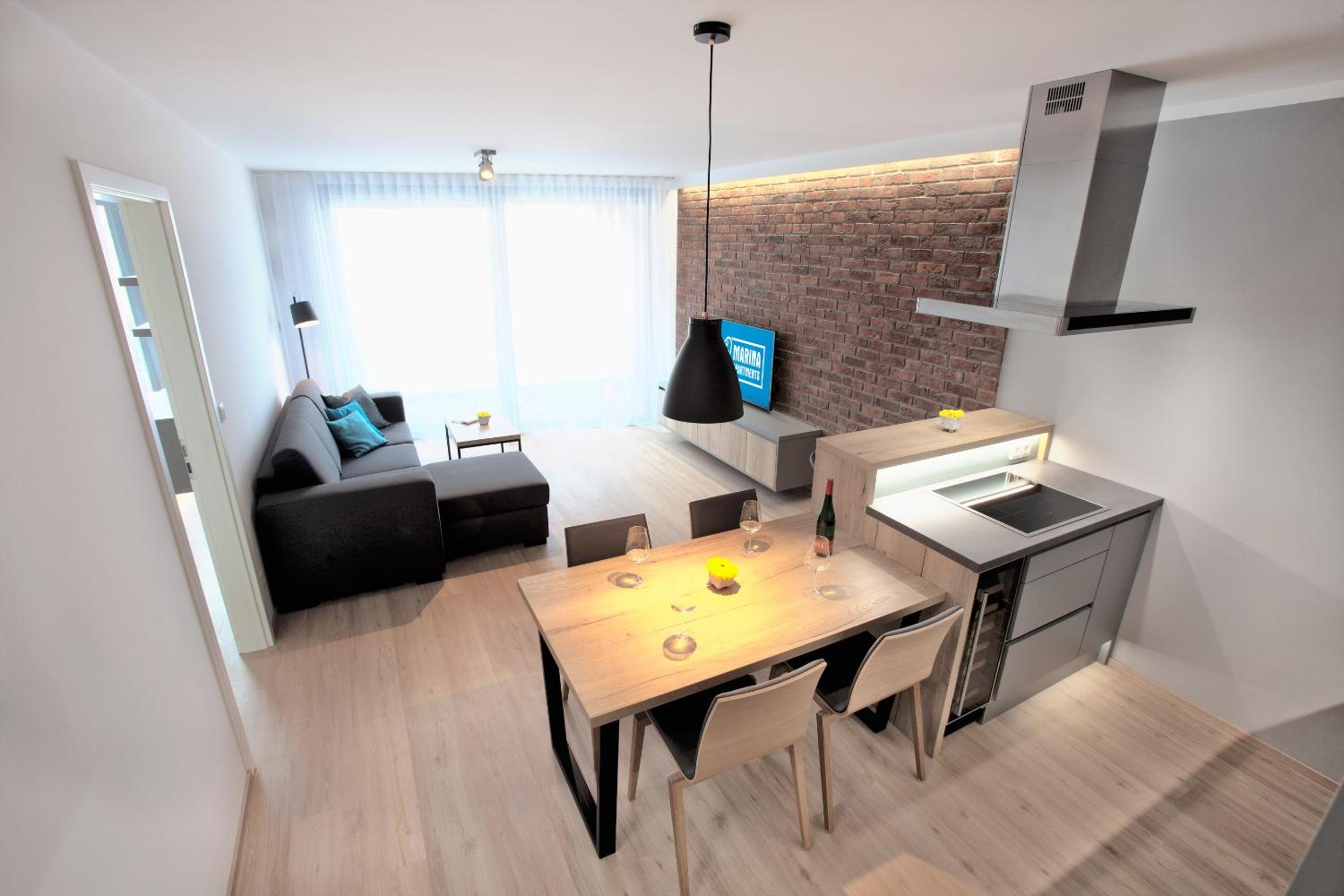 One-Bedroom Apartment photo 1