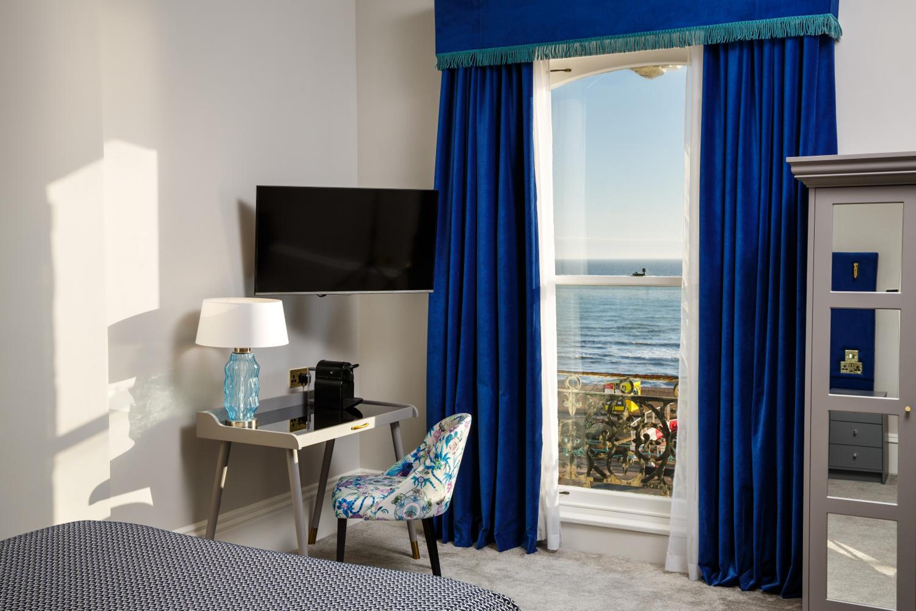 Privilege Double Room with Sea View - Photo 4