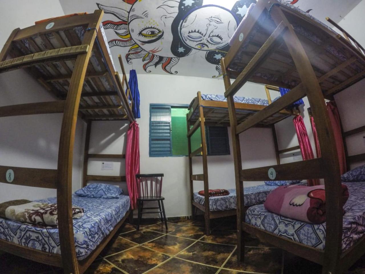 Bed in 8-Bed Mixed Dormitory Room photo 2