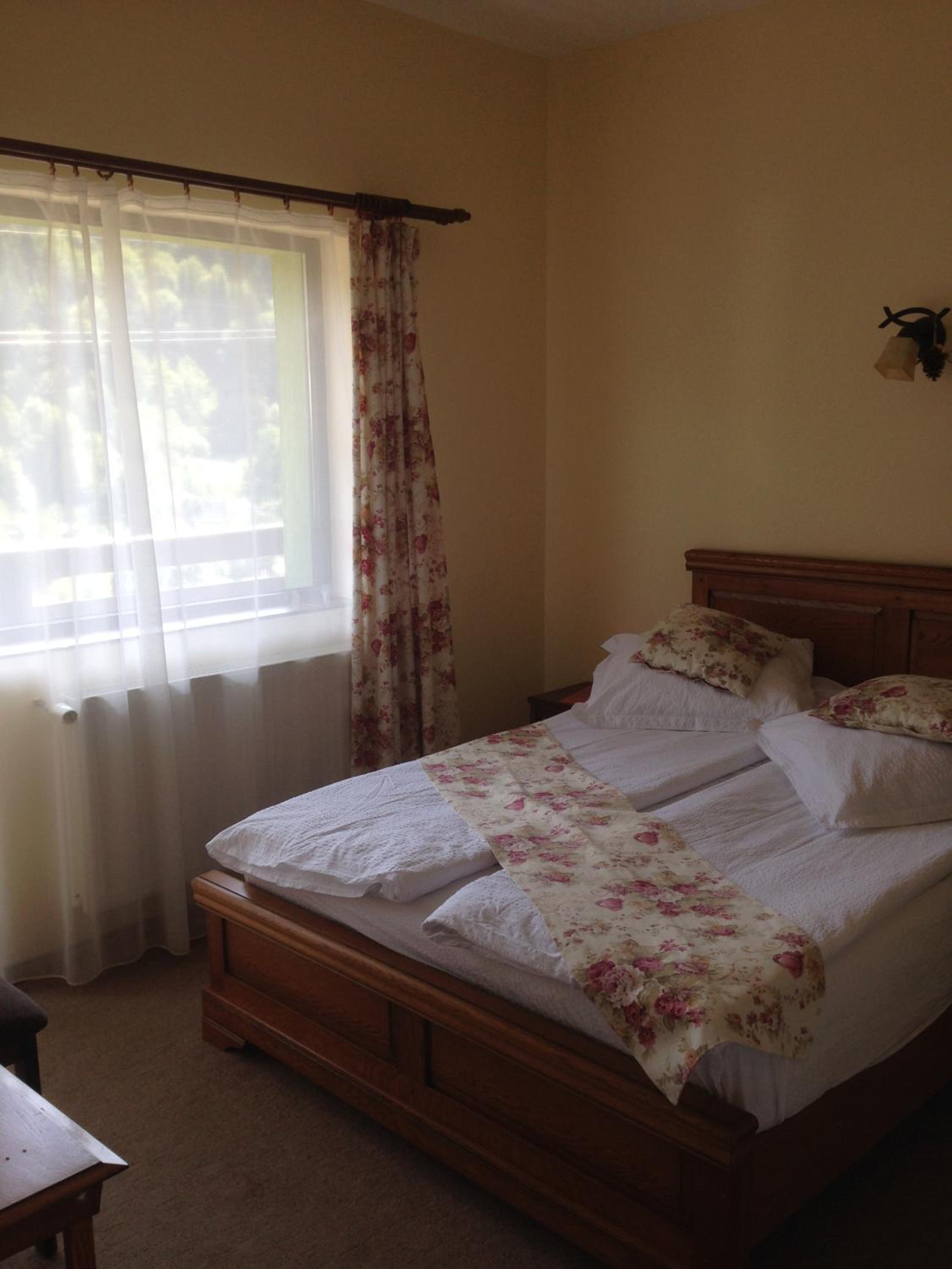 Double Room with Balcony - Photo 1