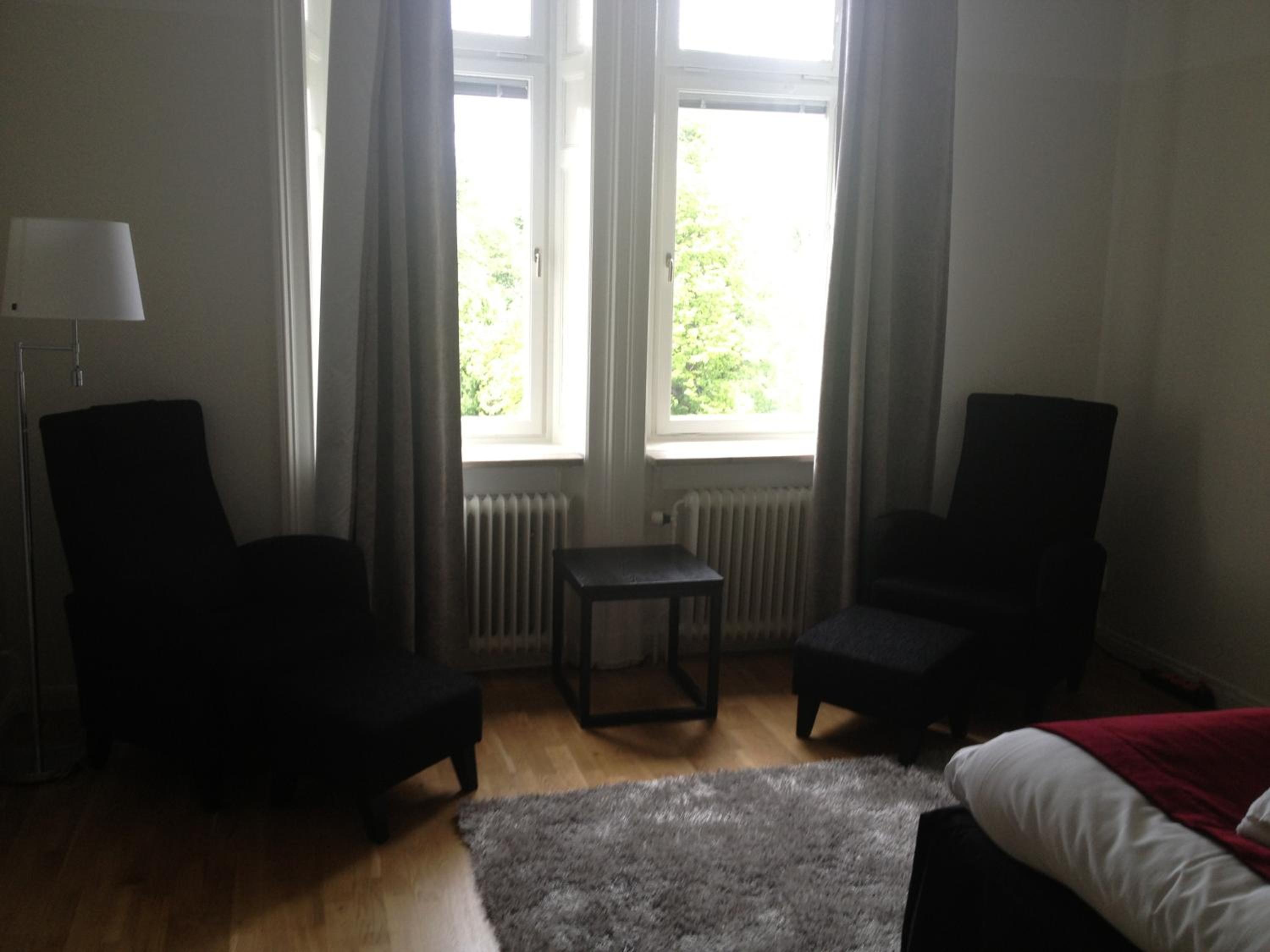 Double Room - Photo 8