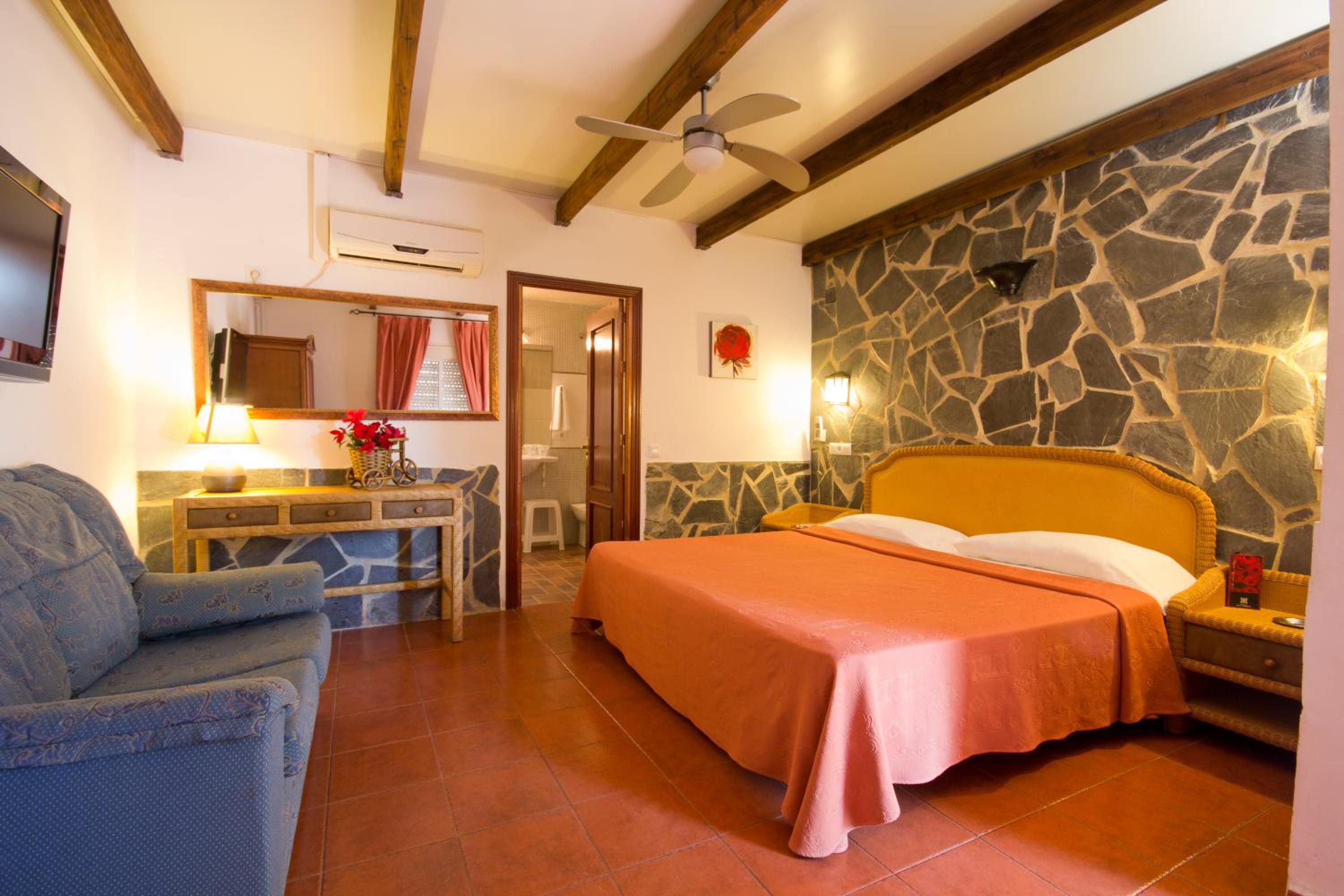 Habitación Queen con Bañera de Hidromasaje