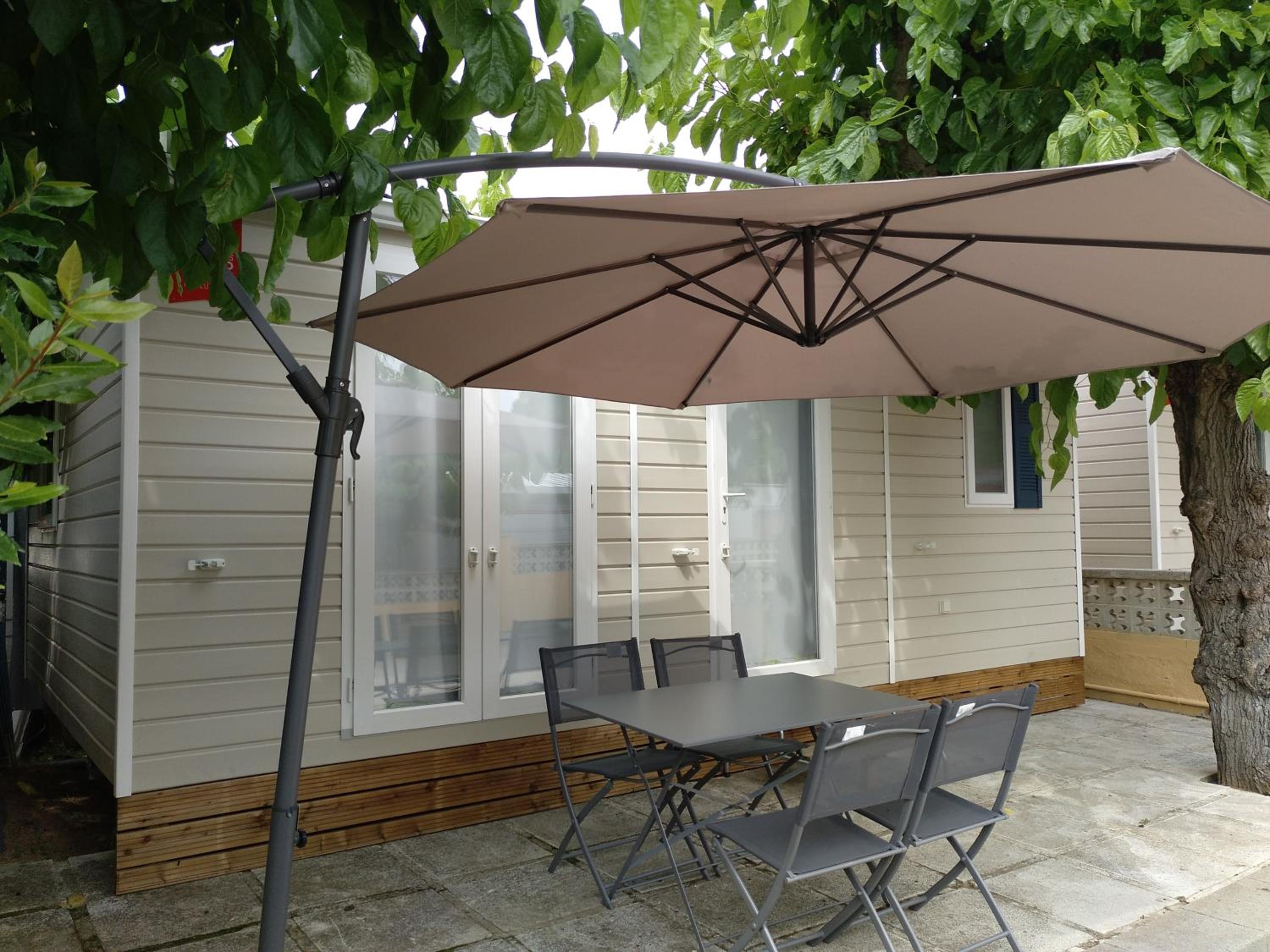 Mobile Home photo 2