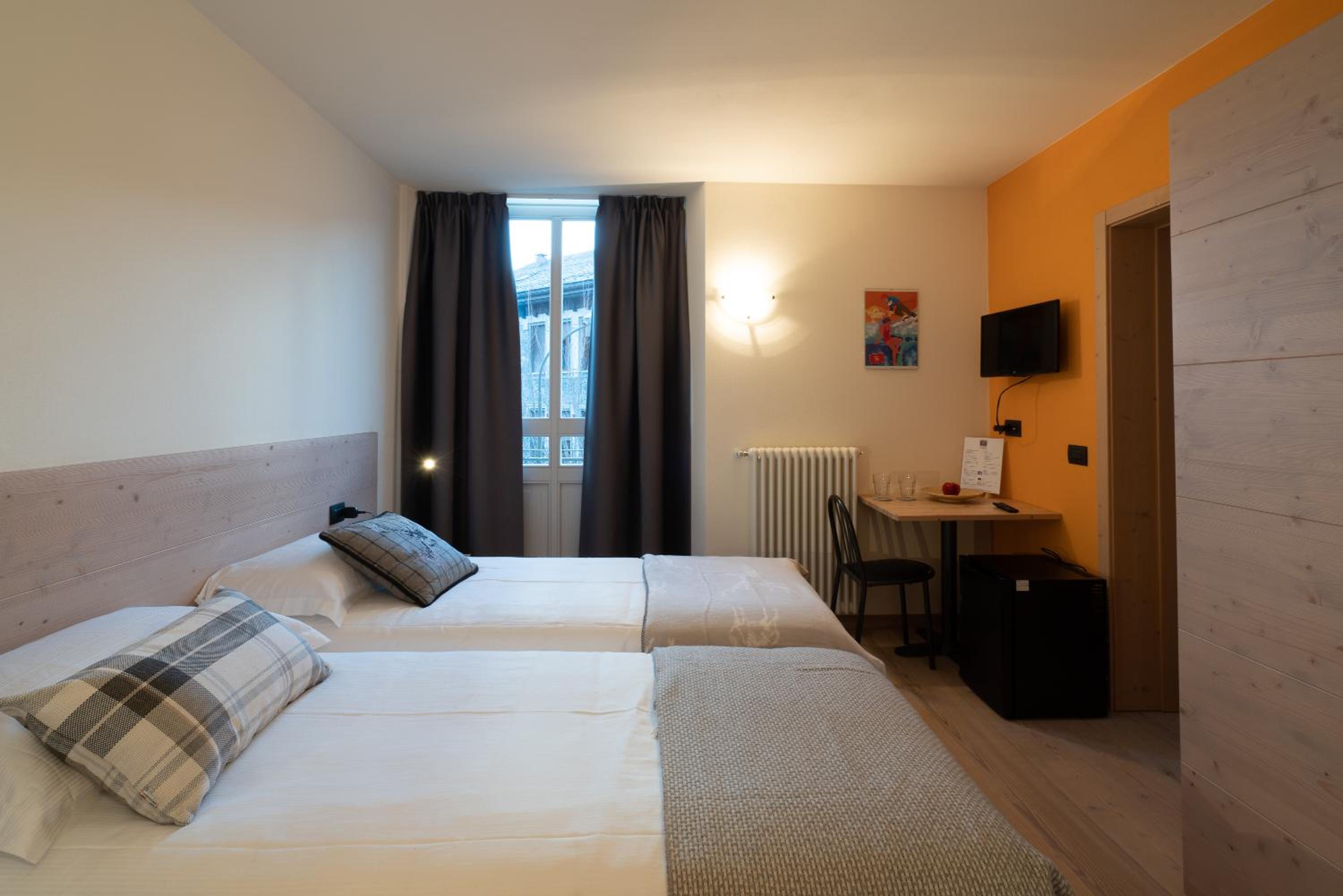 Twin Room with Terrace - Photo 1