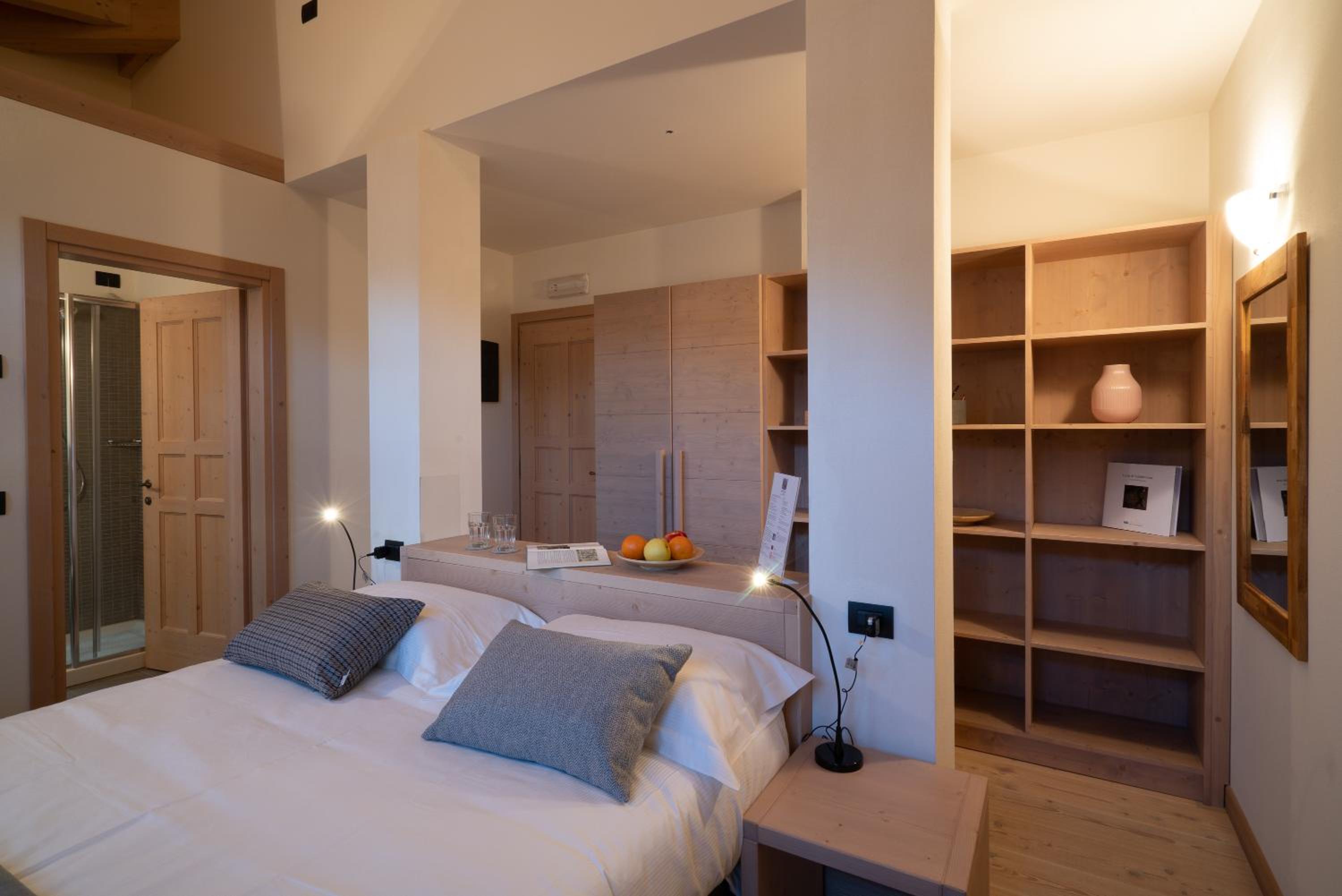 Family Room - Photo 7