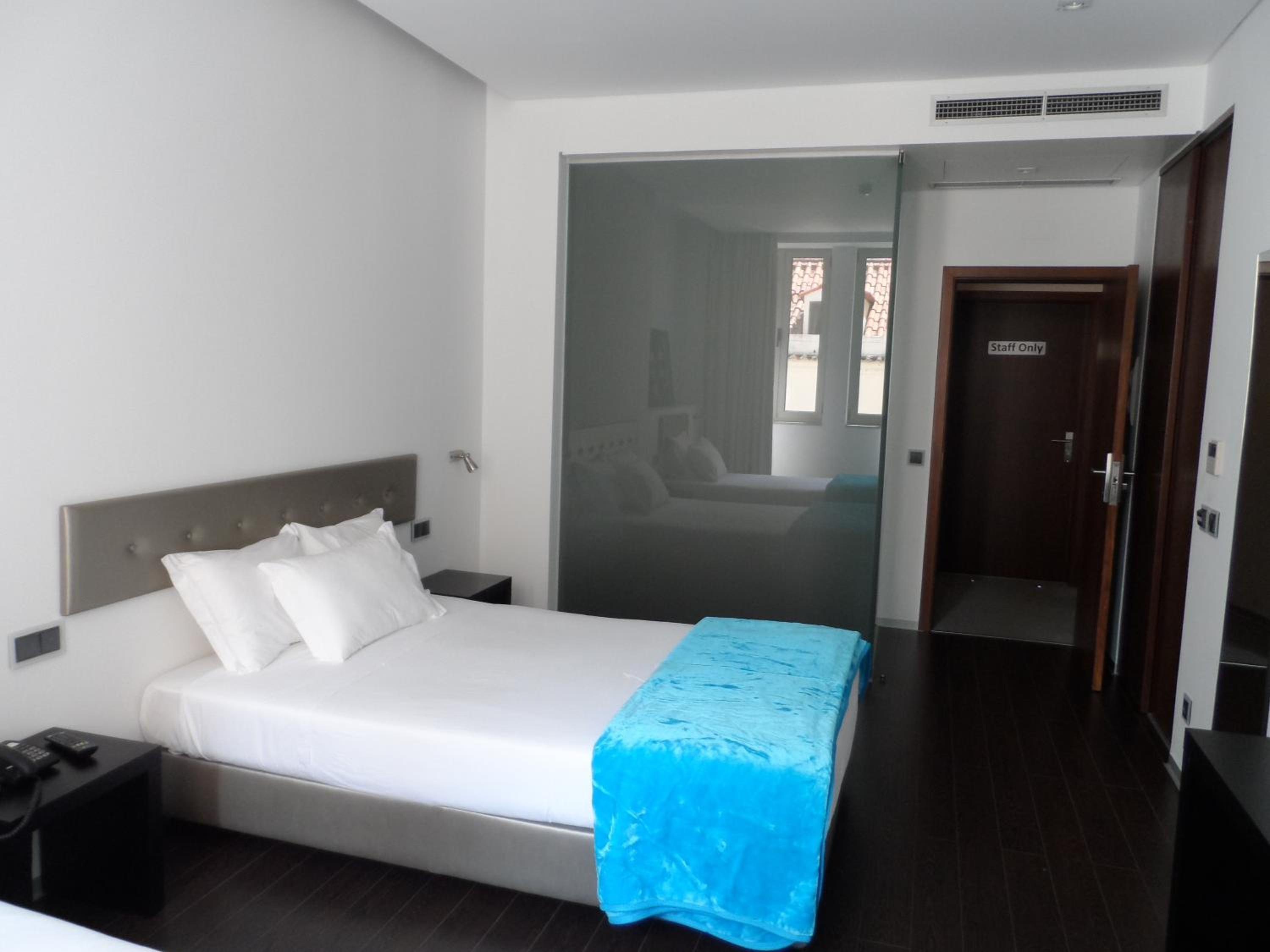 Double Room with Extra Bed photo 2