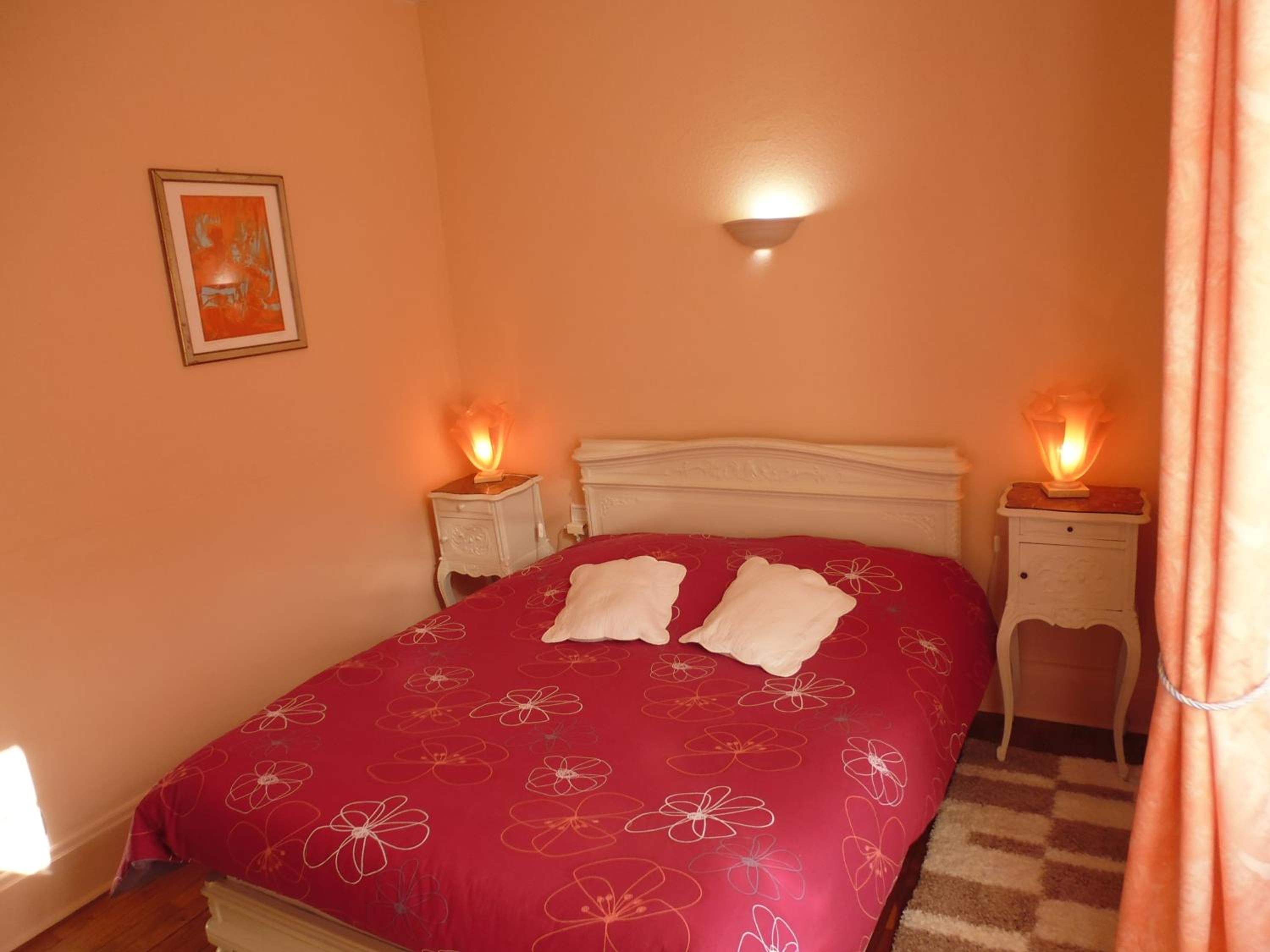 Standard Suite - Photo 3