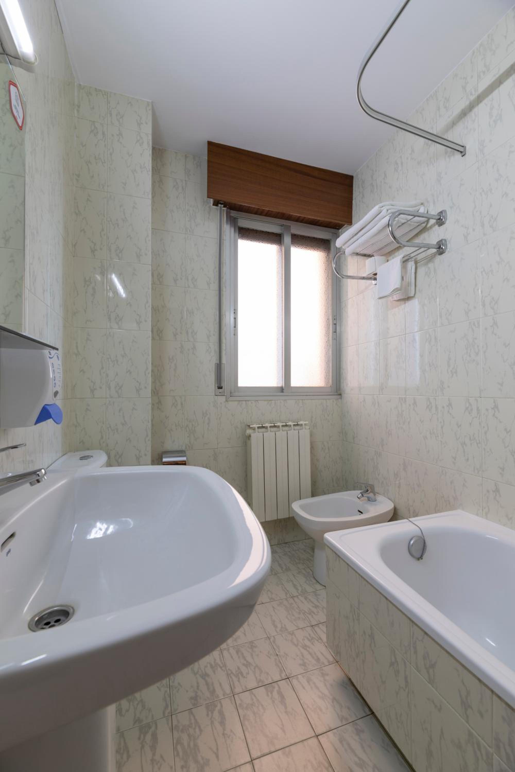 Triple Room - Photo 3